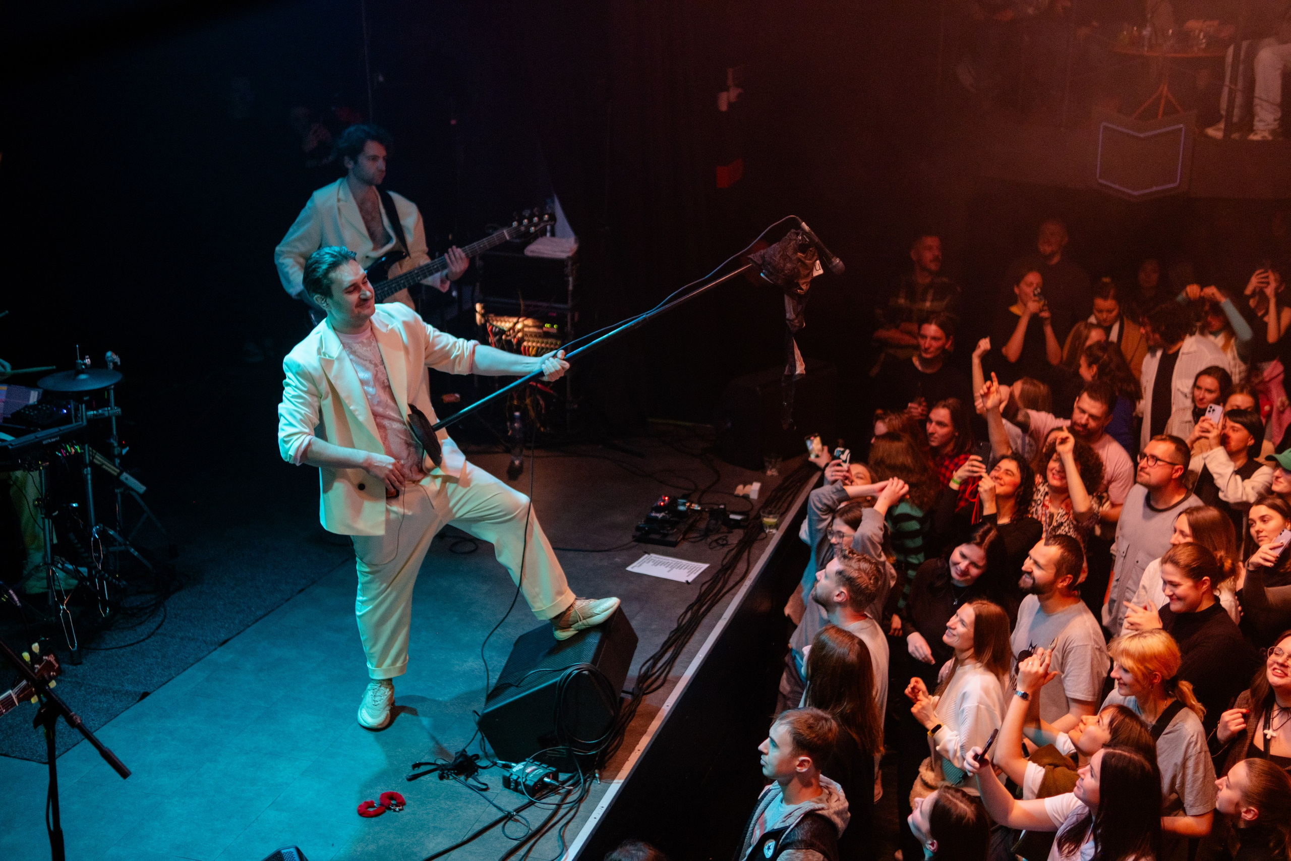 LATEXFAUNA. Photography of Fujicolor.104