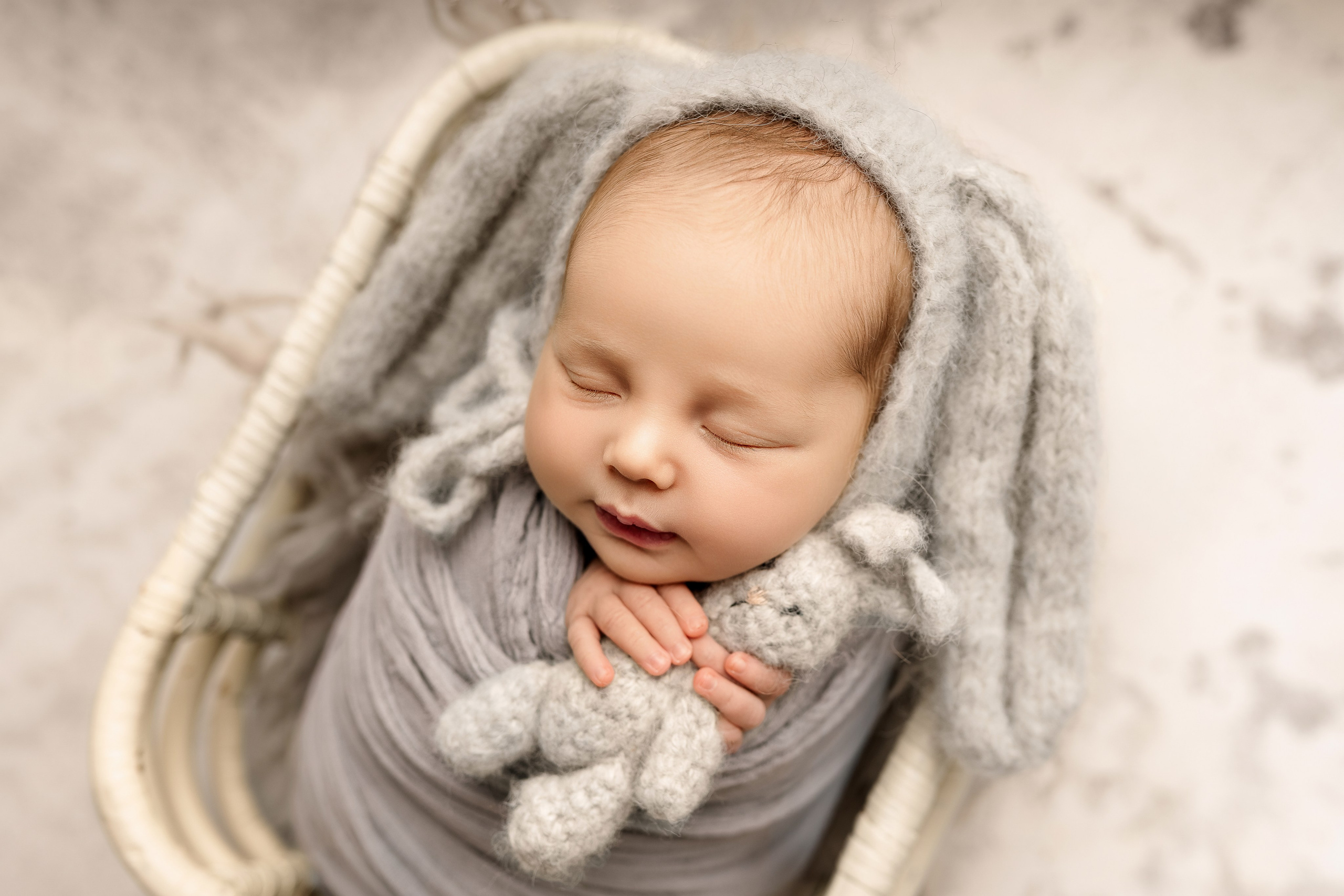 Esu Aleksandra naujagimių ir kudikių fotografė iš Vilniaus