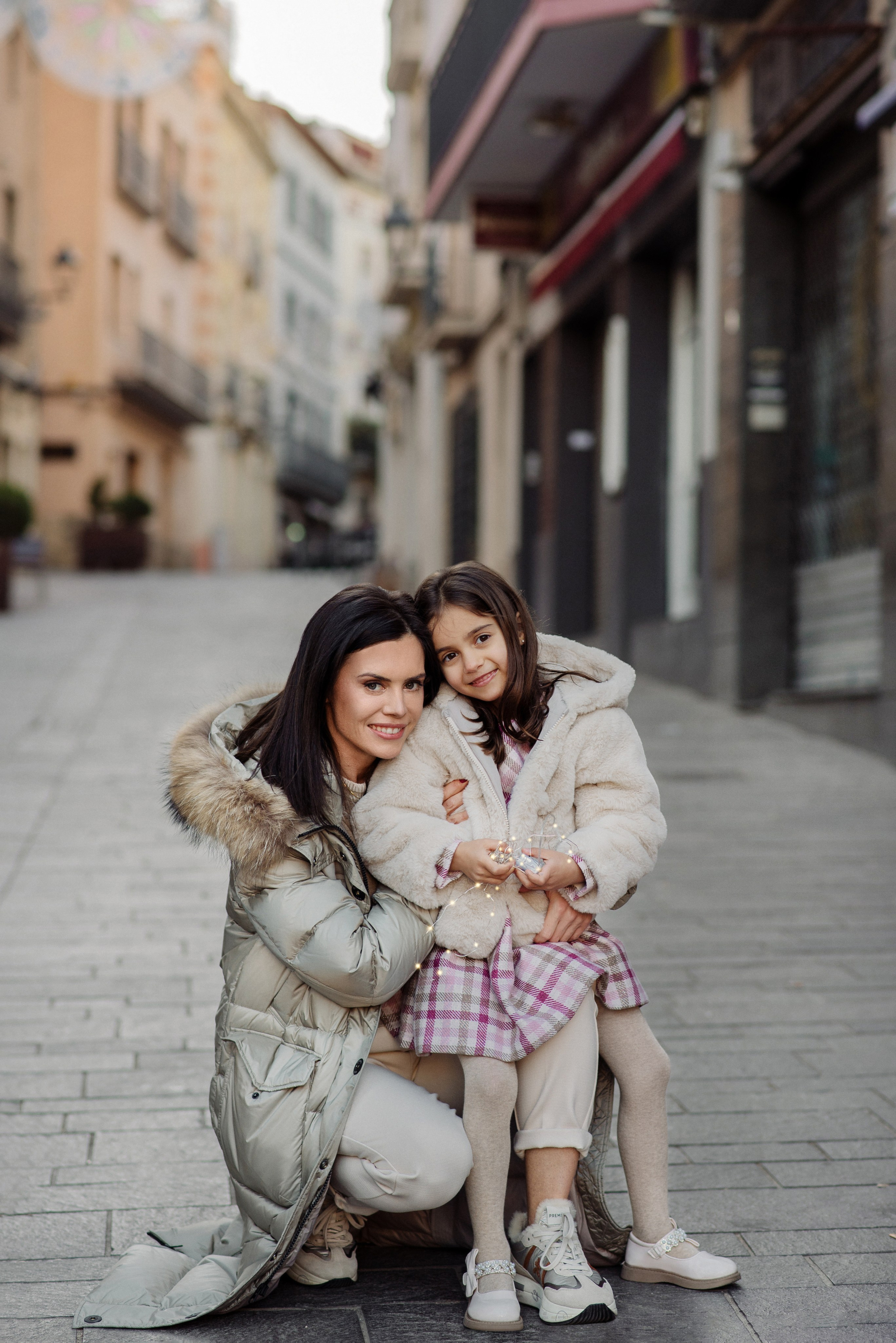Mother and daughter. Www.iastakhova.com