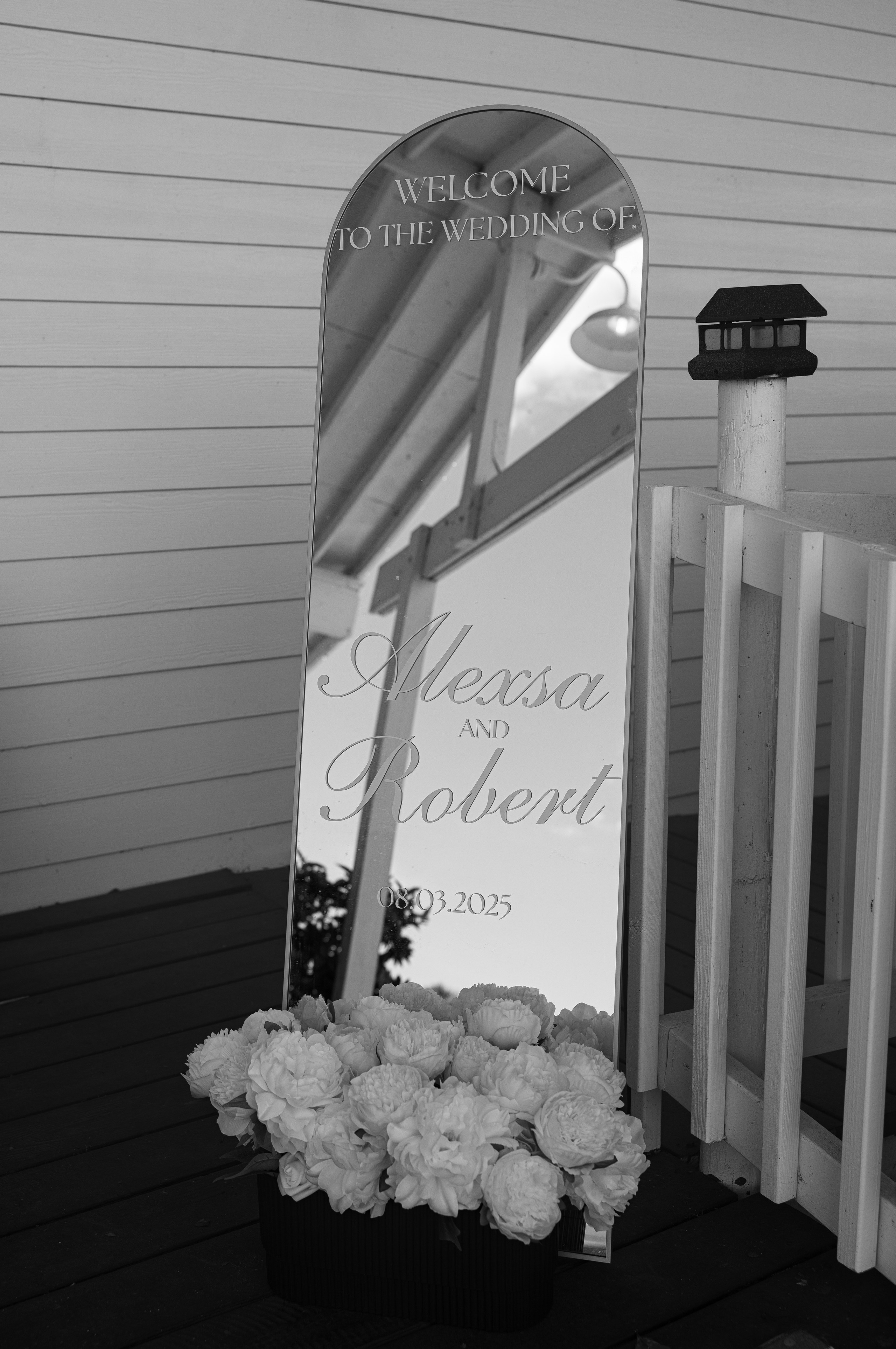 Alexsa and Robert. Ever After Farm Peach. Photographer Anastasia Nagibina