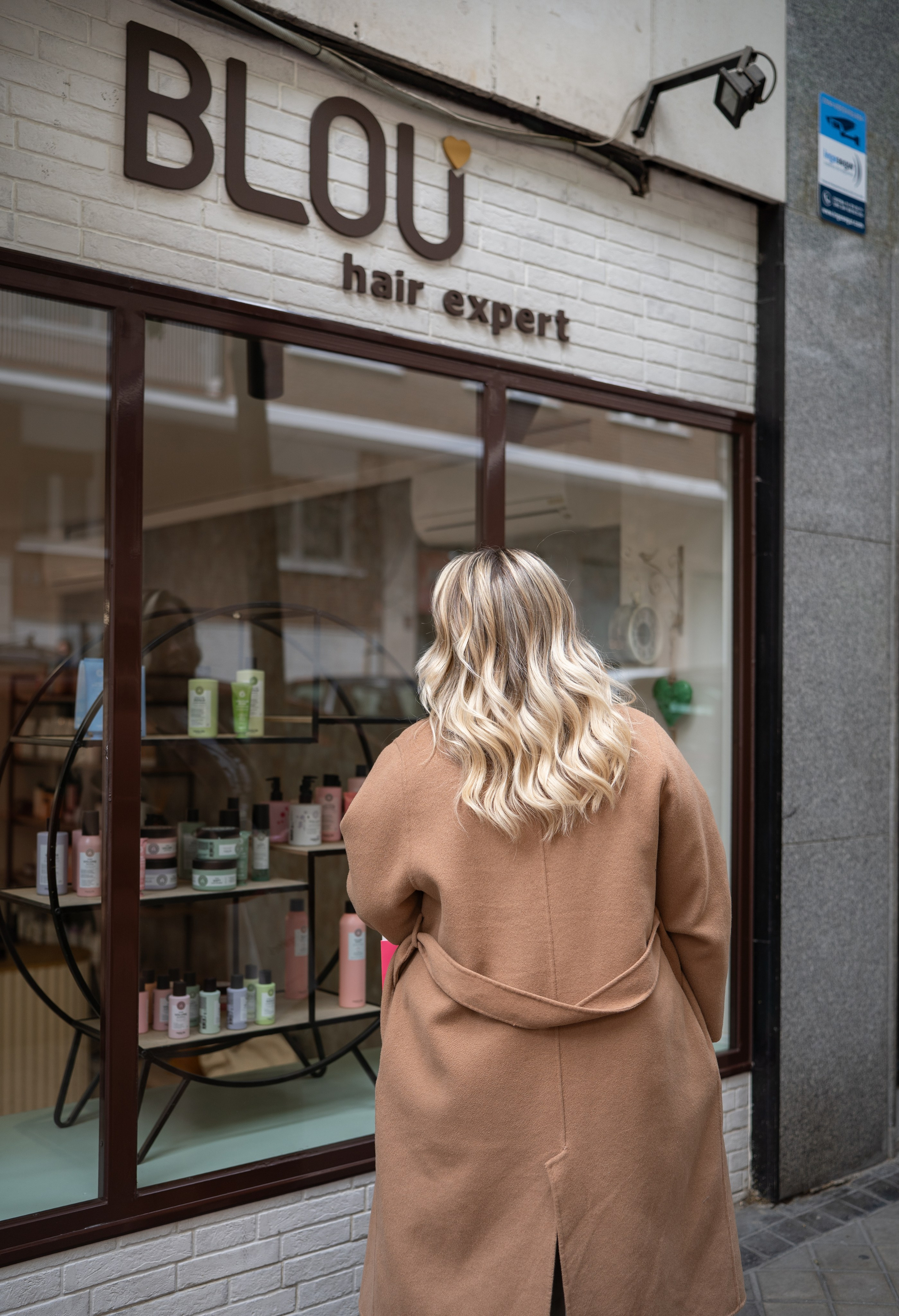 Content shooting for Salon BLOU. Fotógrafo en Madrid, España. Alyona Belyaninova