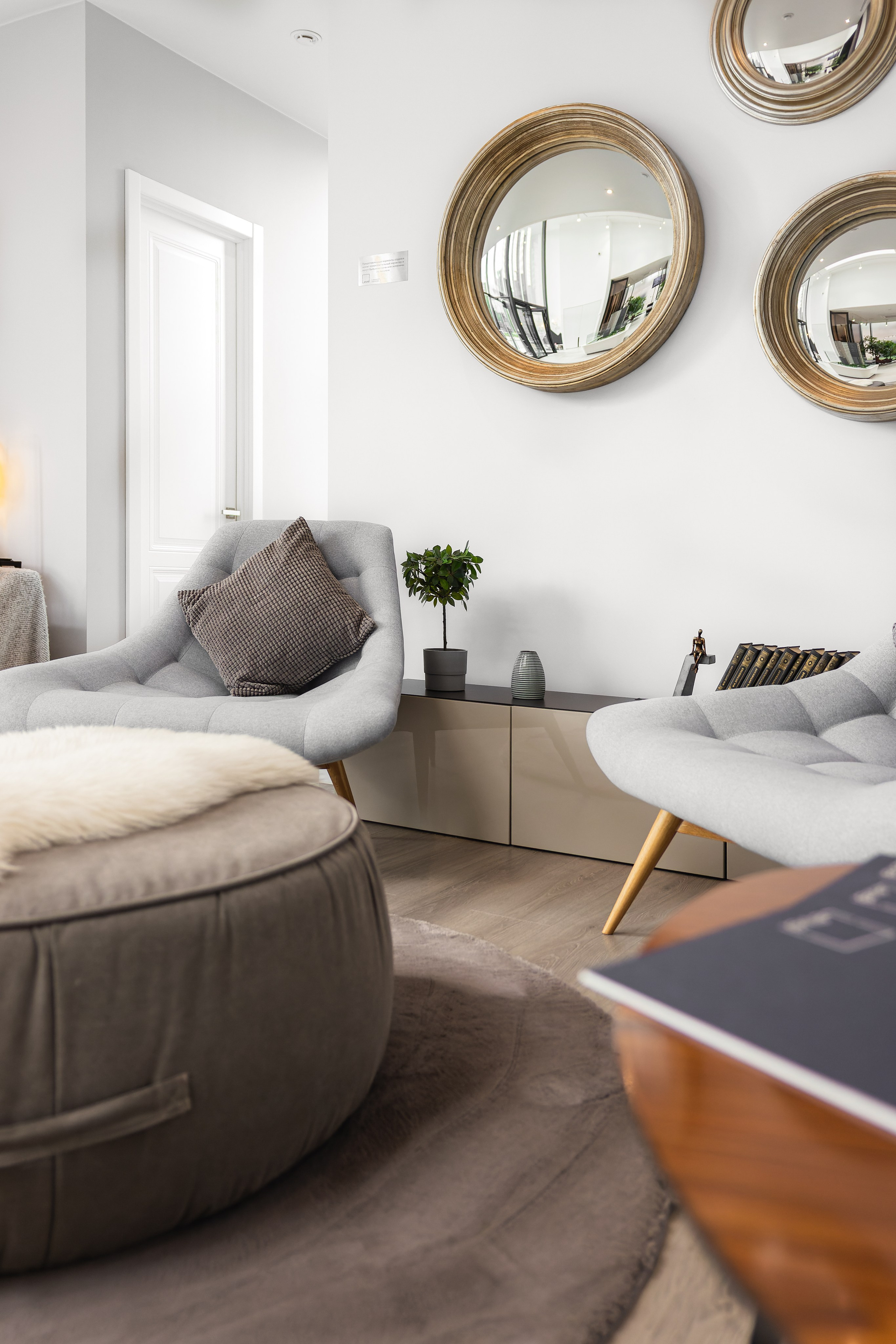 LEVEL — Bureau de vente