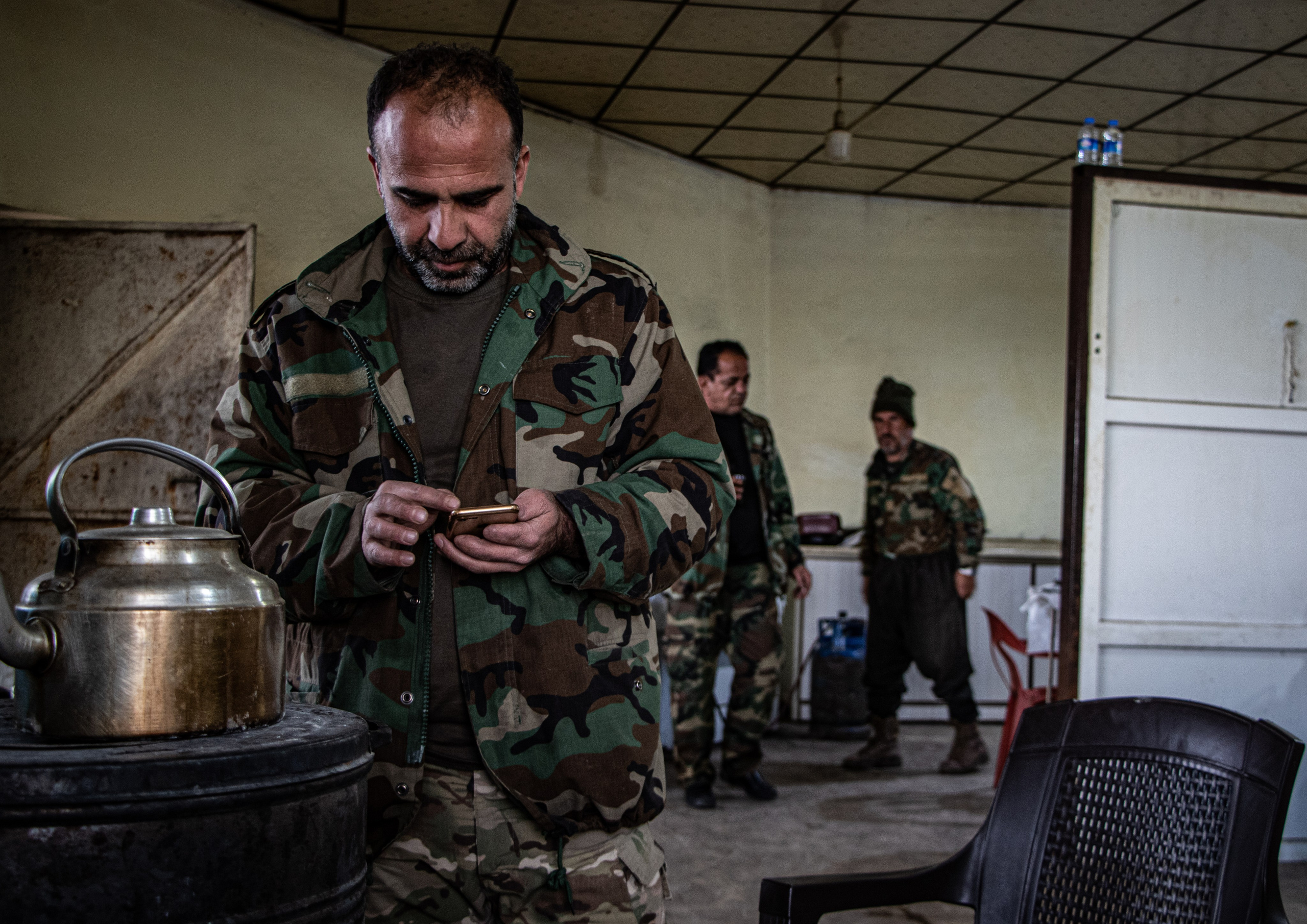 18 mars 2023, Amedi (Kurdistan irakien) : rencontre avec les Peshmergas, combattants kurdes dans l'ancien palais de Saddam Hussein dans les montagnes.