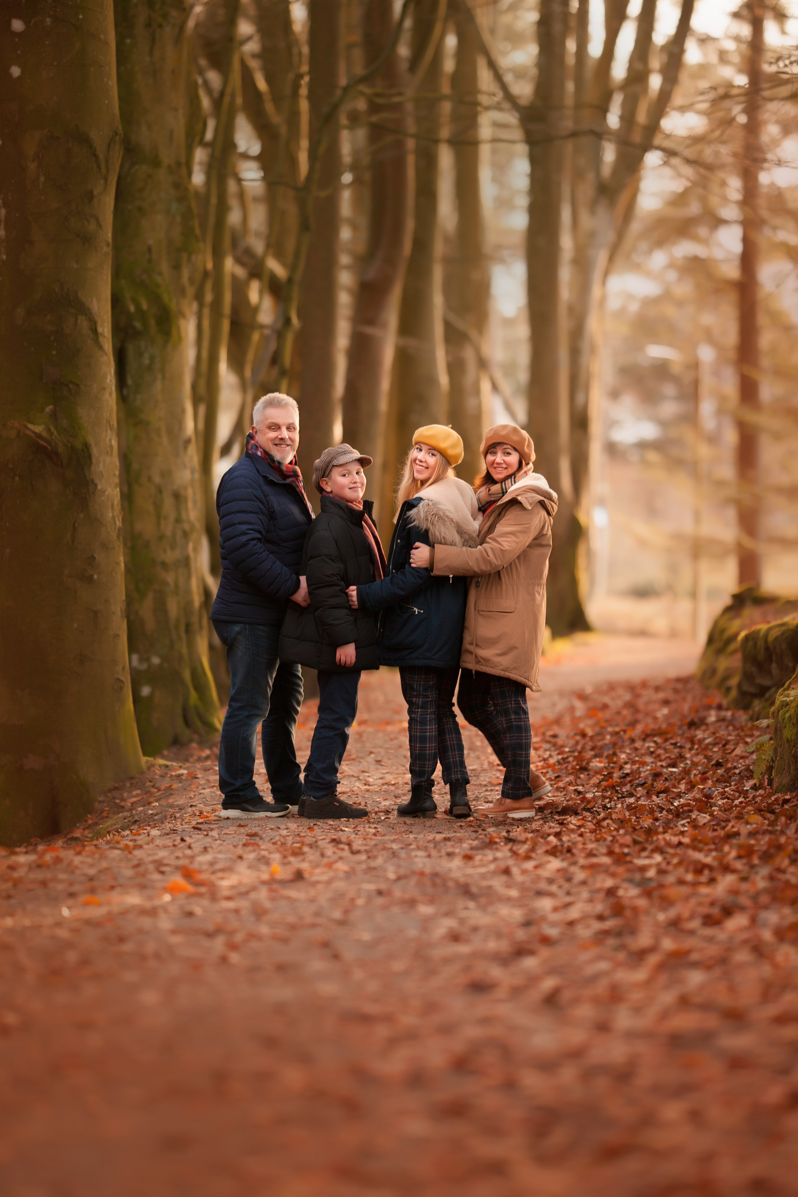 Gold october. Family and real state photographer in Haugesund Dina Vikra