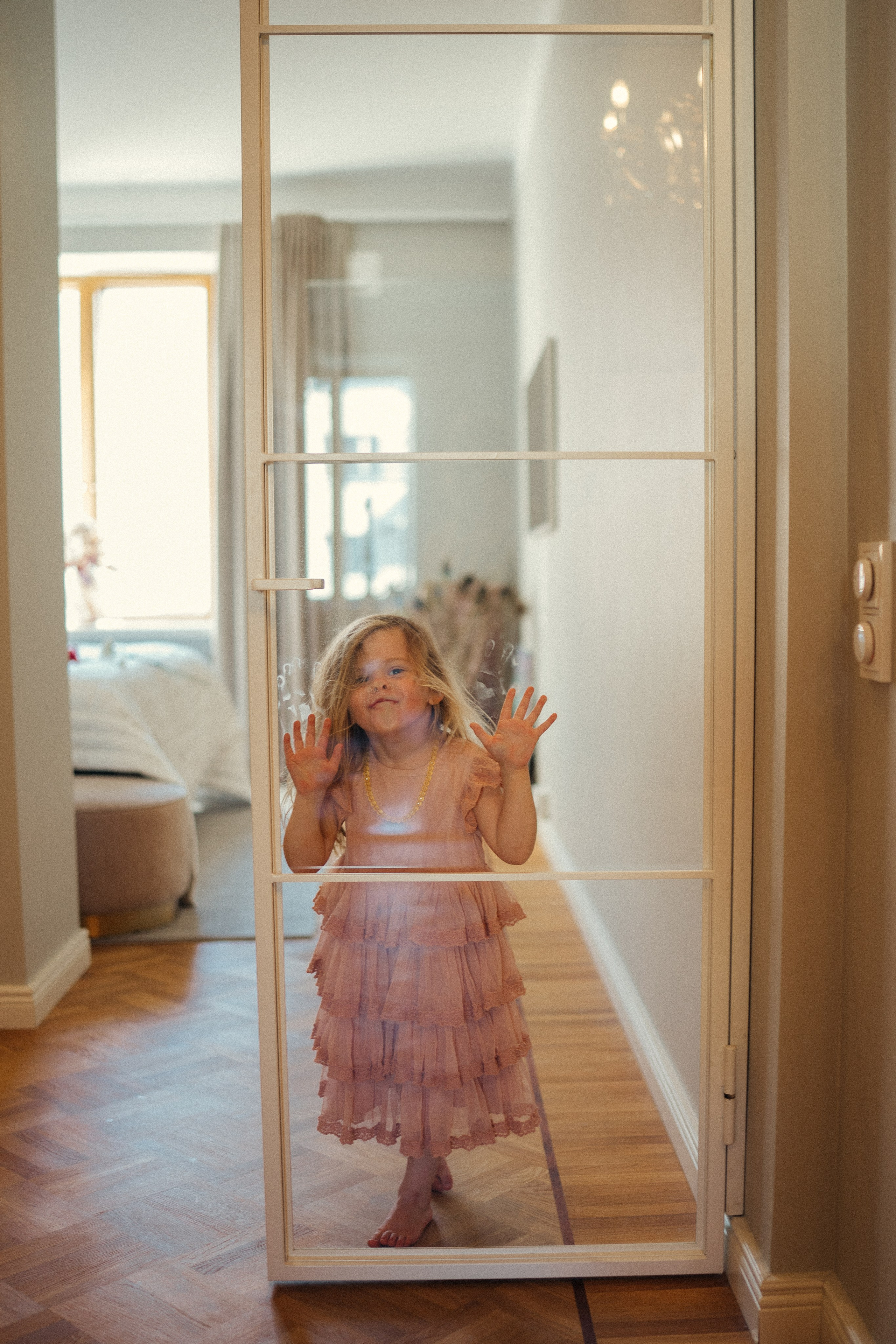 L&H. Wedding and potrait photographer in Helsinki Vickan O