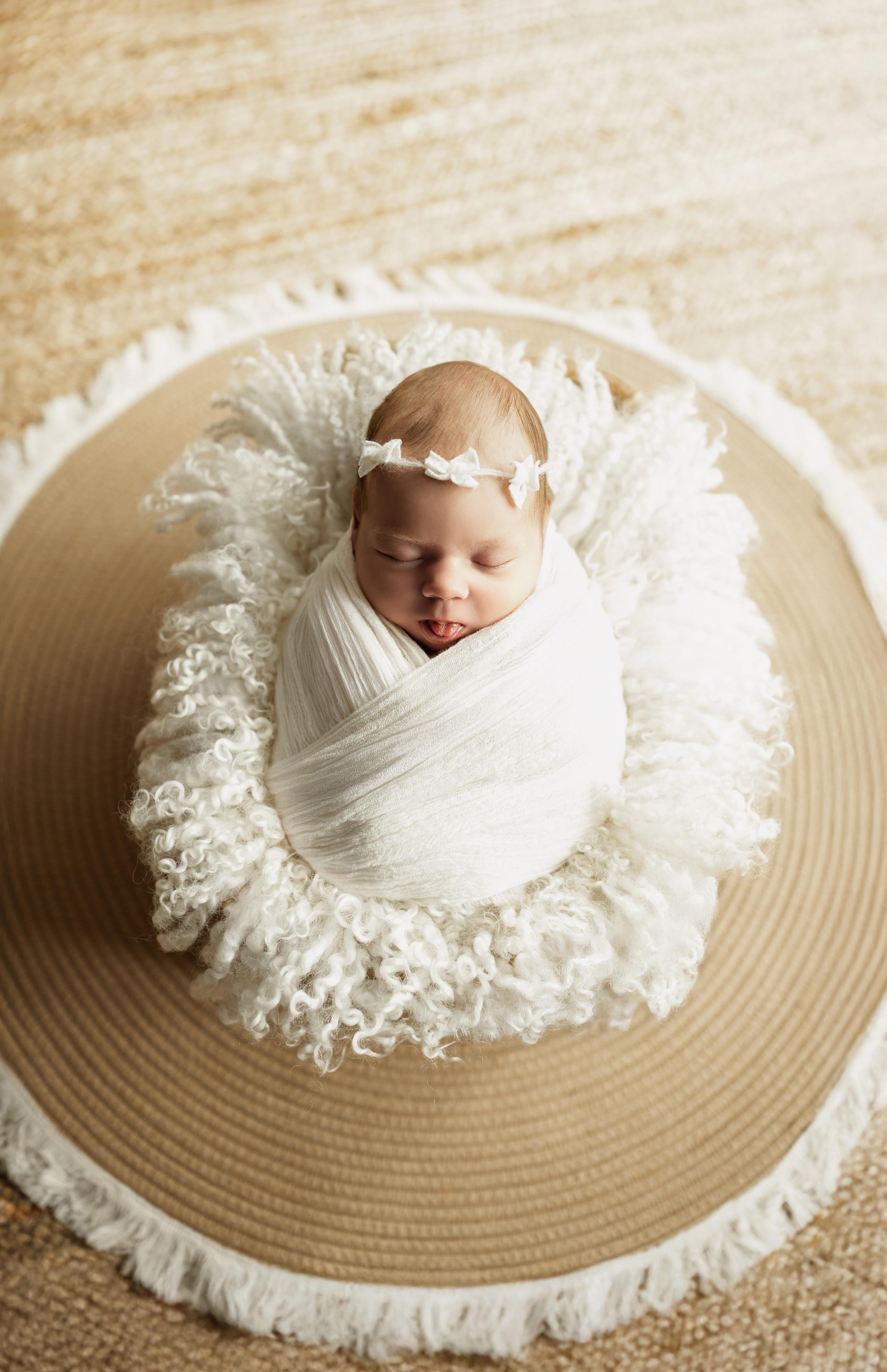 Newborn Natural. Newborn, kids, family photographer based near Zurich, Switzerland