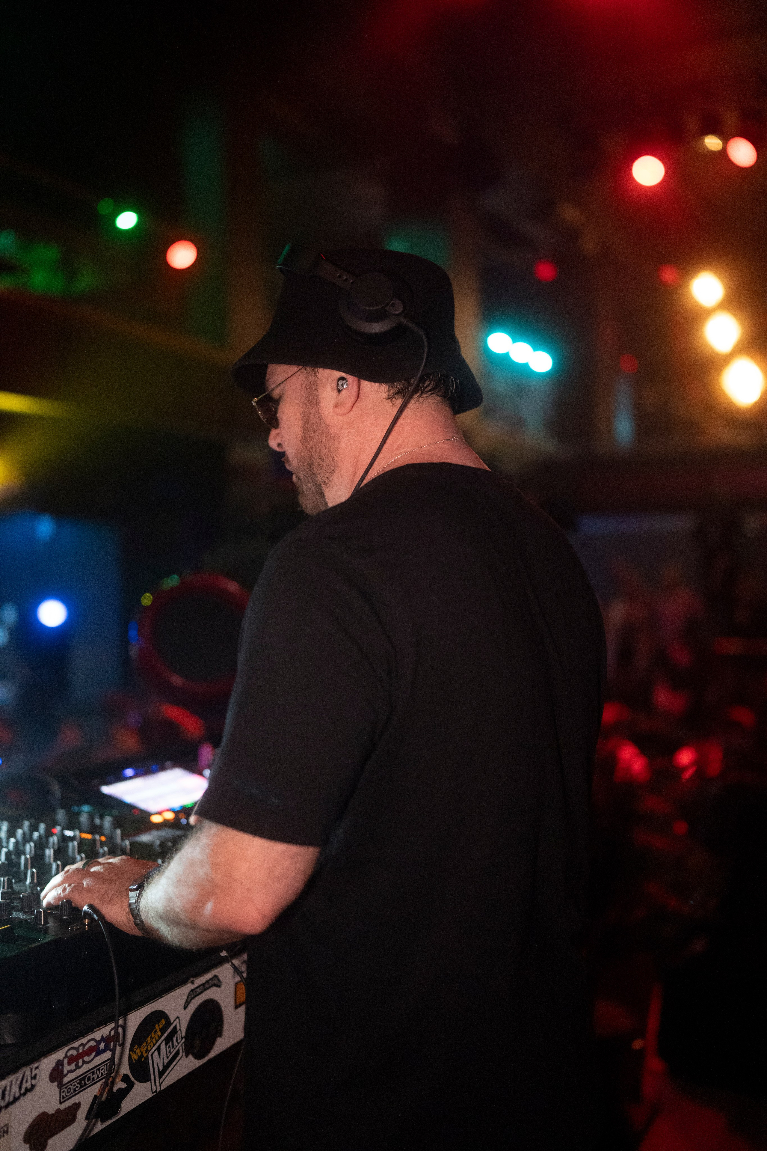 Aliens On Mushrooms & INVY Present: Shiba San. Ke’Ondris