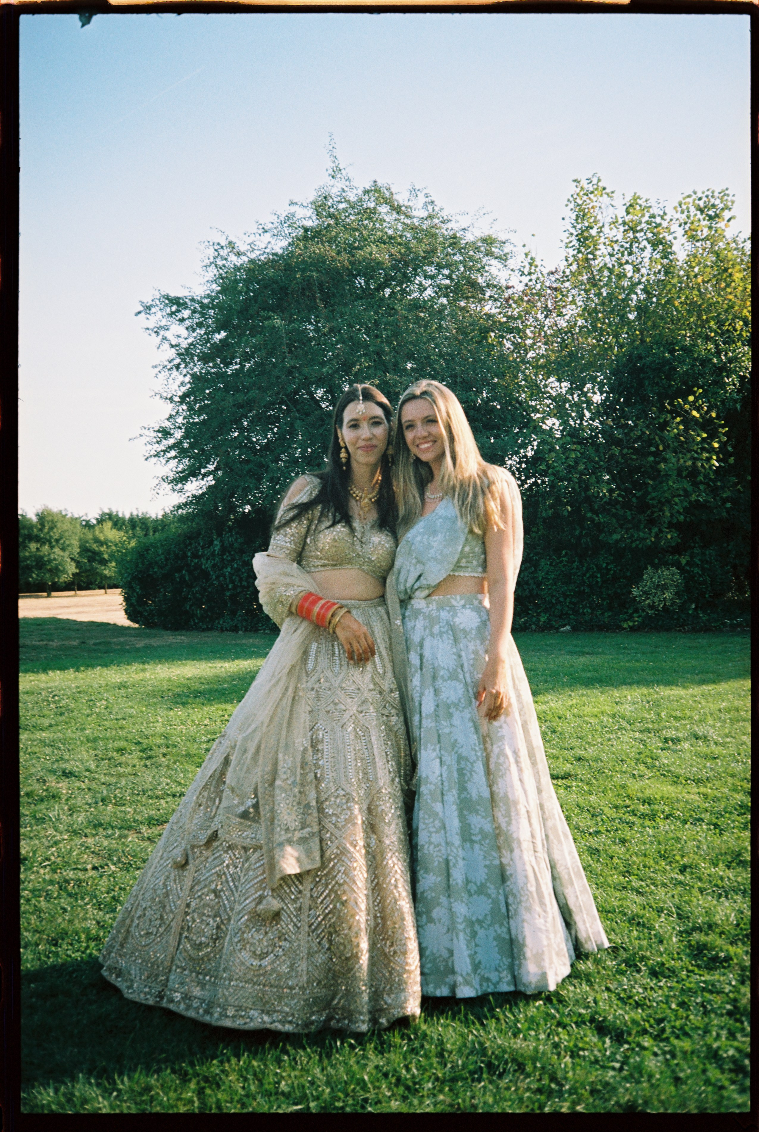 Wedding in a French Château | Destination Wedding Photography. Wedding photographer in Italy