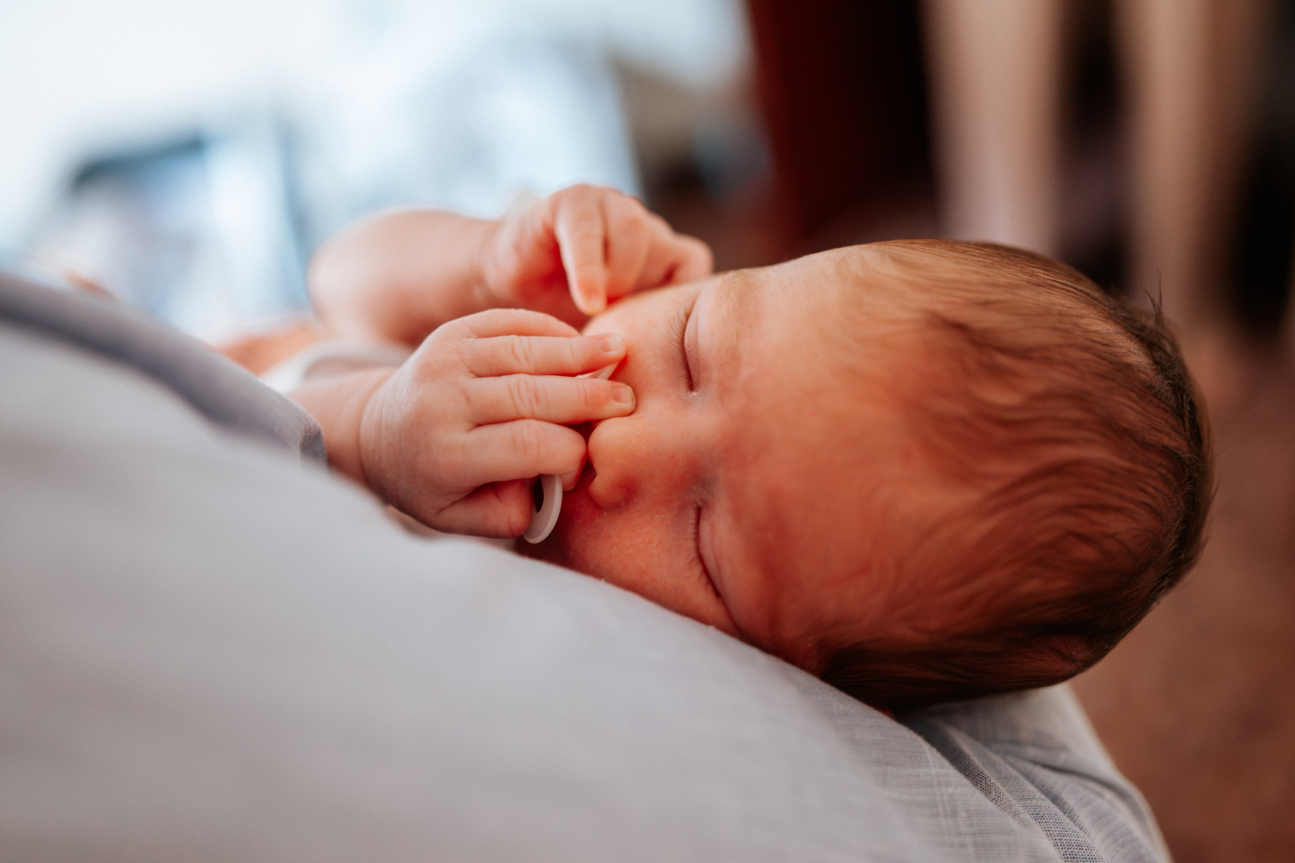 Balša - fotografisanje bebe kod kuće. Dečiji i porodični fotograf