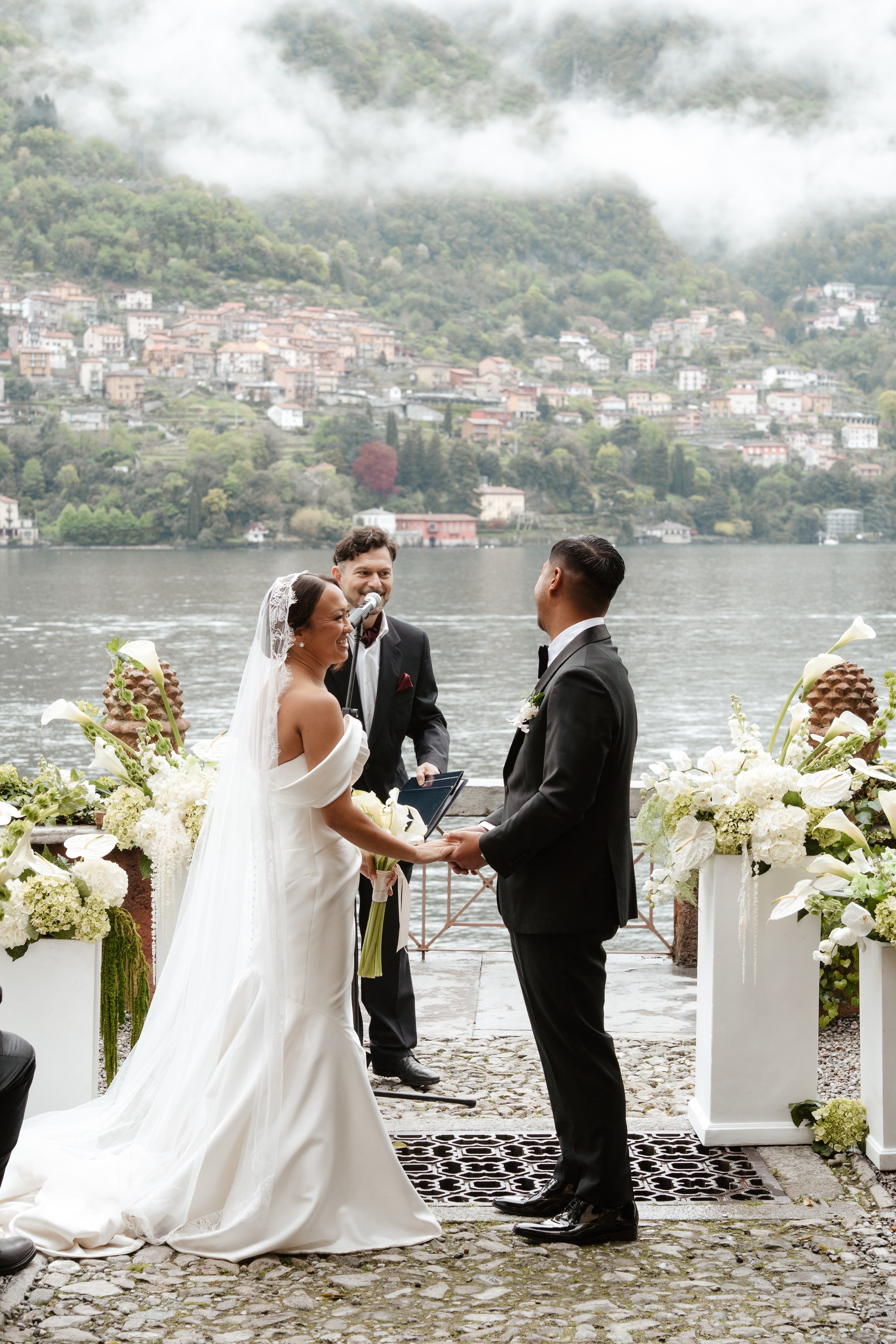 BEATRICE AND RAFAELE_LAKE COMO_Villa Regina Teodolinda. PHOTOGRAPHER IN ITALY