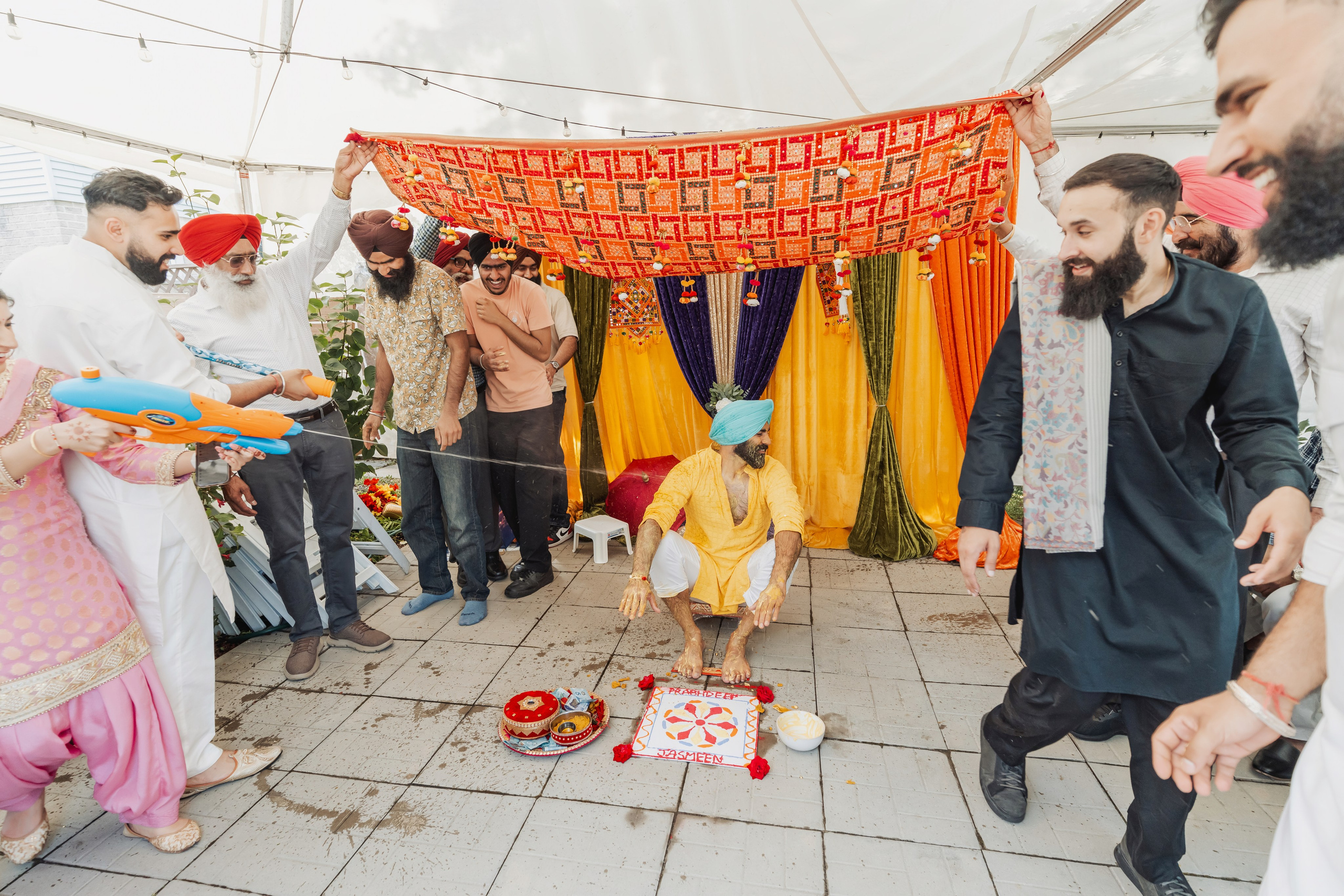 Gagan & Jasmeen. Wedding Photographer & Cinematographer studios