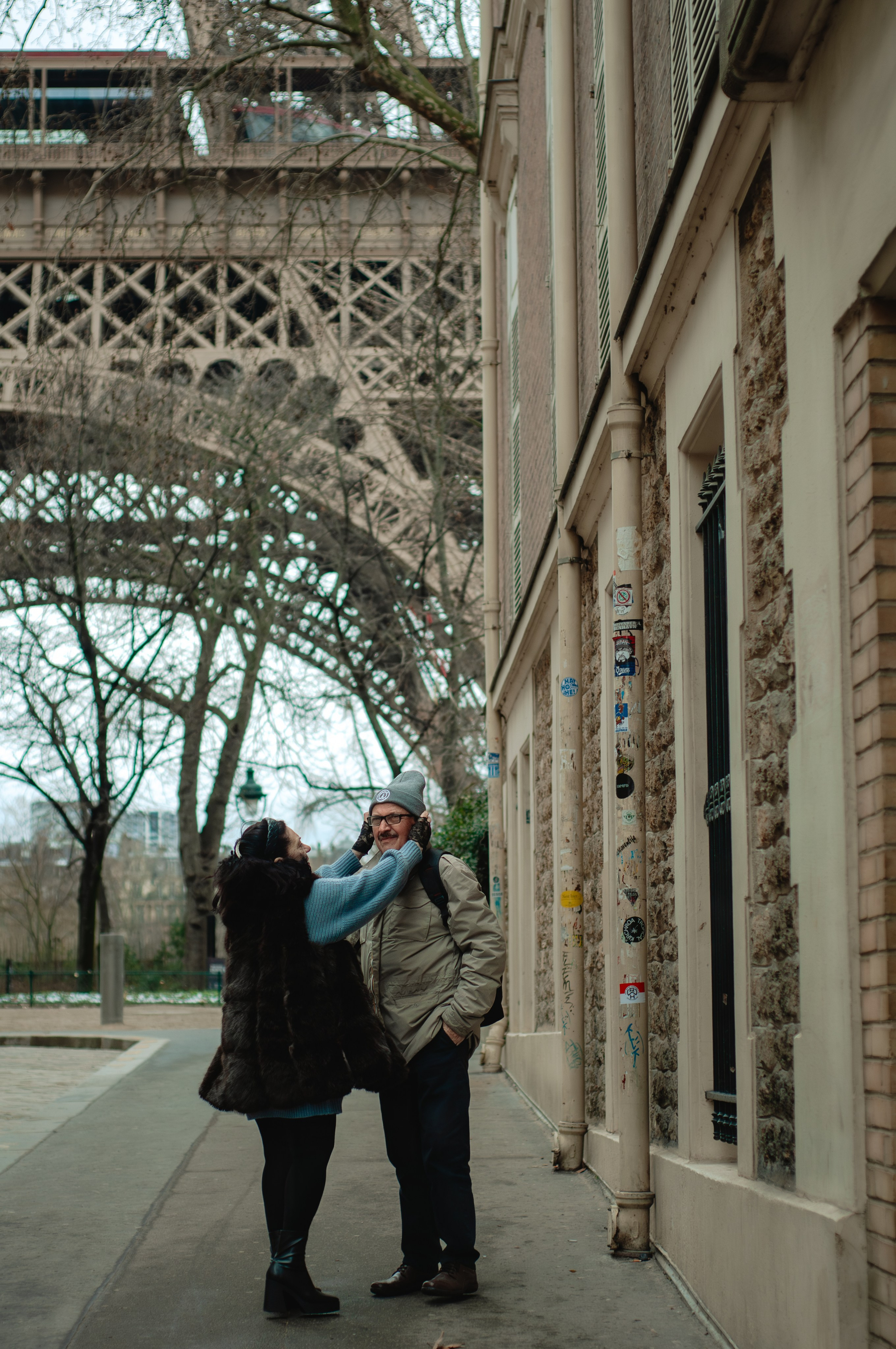 Photoshoot in Paris for the elderly couple. Paris photographer — Polina Osipova