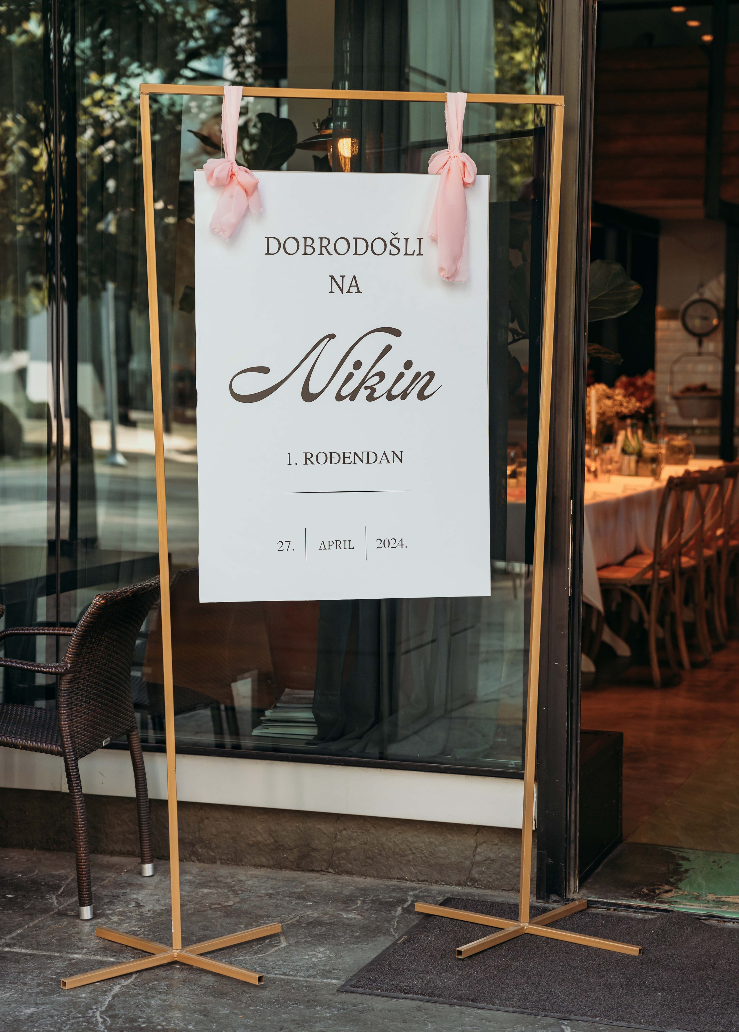 FOTOGRAFISANJE ROĐENDANA. DEČIJI FOTOGRAF BEOGRAD|NOVOGODISNJE FOTOGRAFISANJE|CAKE SMASH