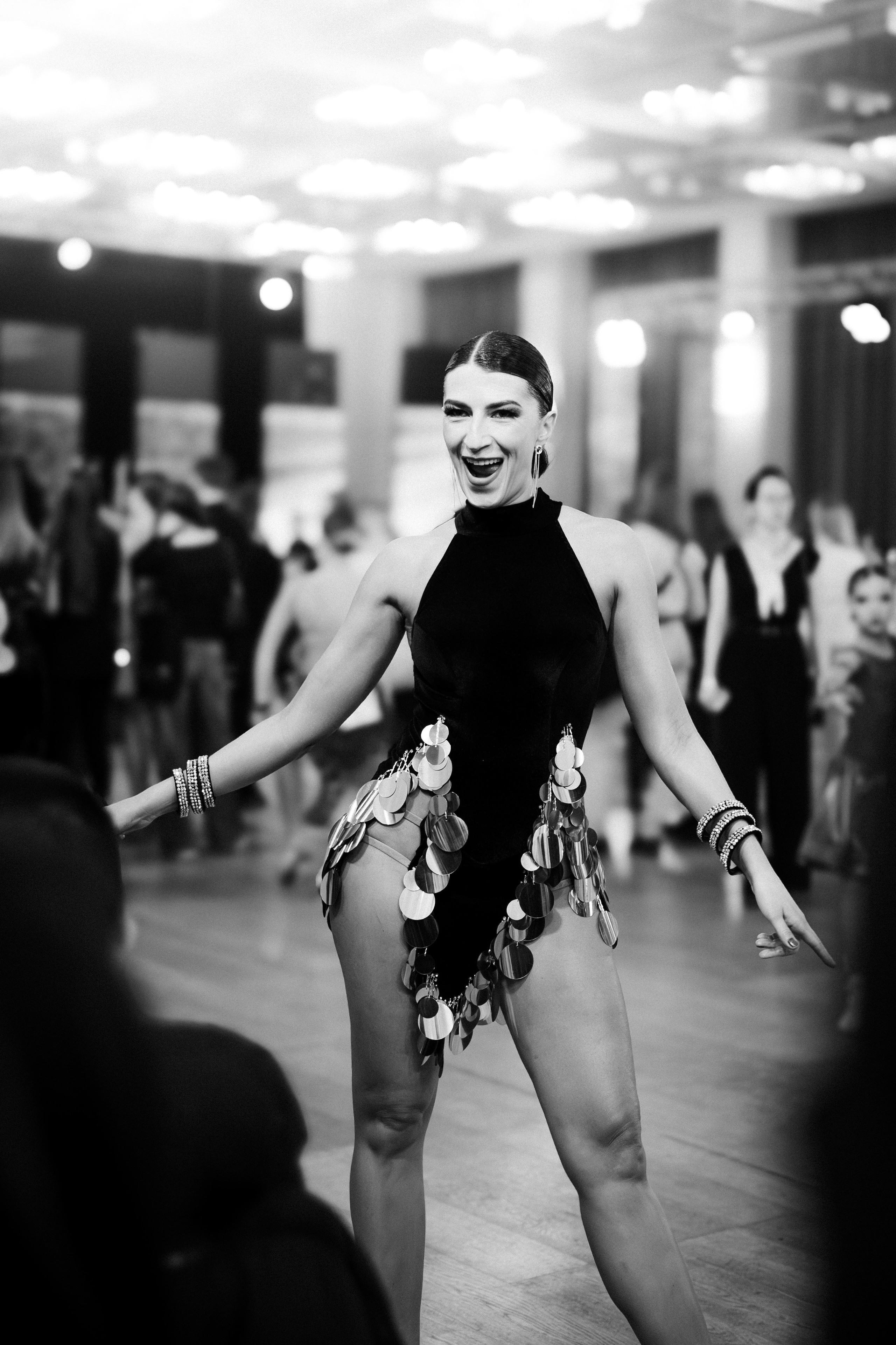 Personal Ballroom Dance Photoshoot. Portrait Lifestyle Photographer in Munich — Polina Cherkasova
