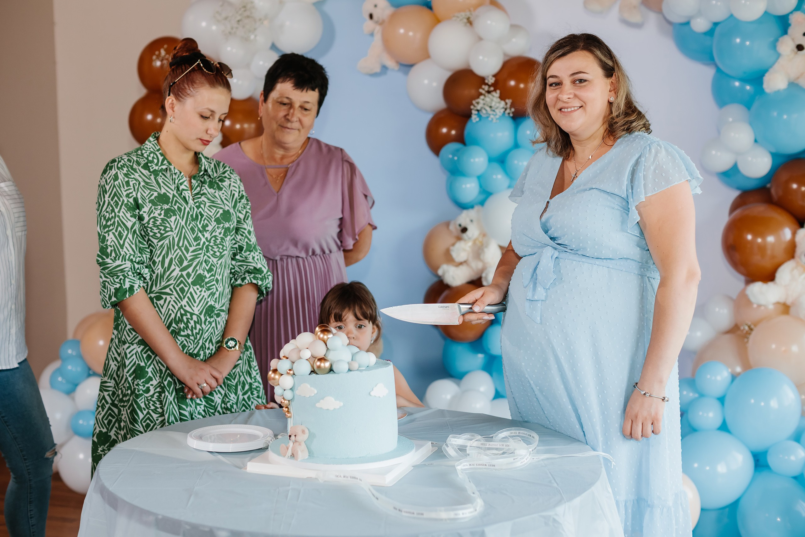 10.01.2022 Baby shower. Wedding family event photographer in Chicago Nick Yushevich