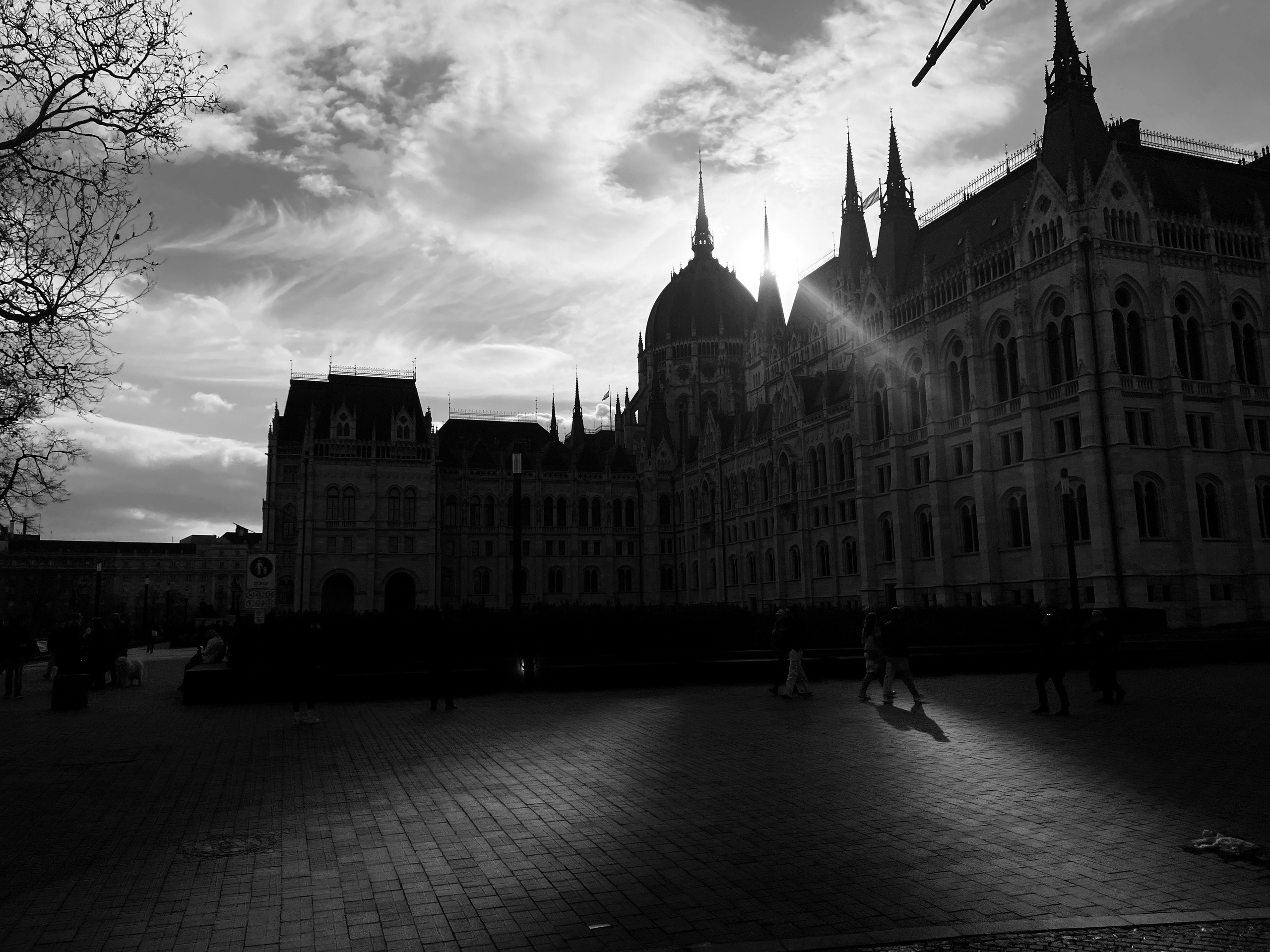 silhouette of the Budapest Parliament | Budapest 2026 | IPHONE 12 PRO