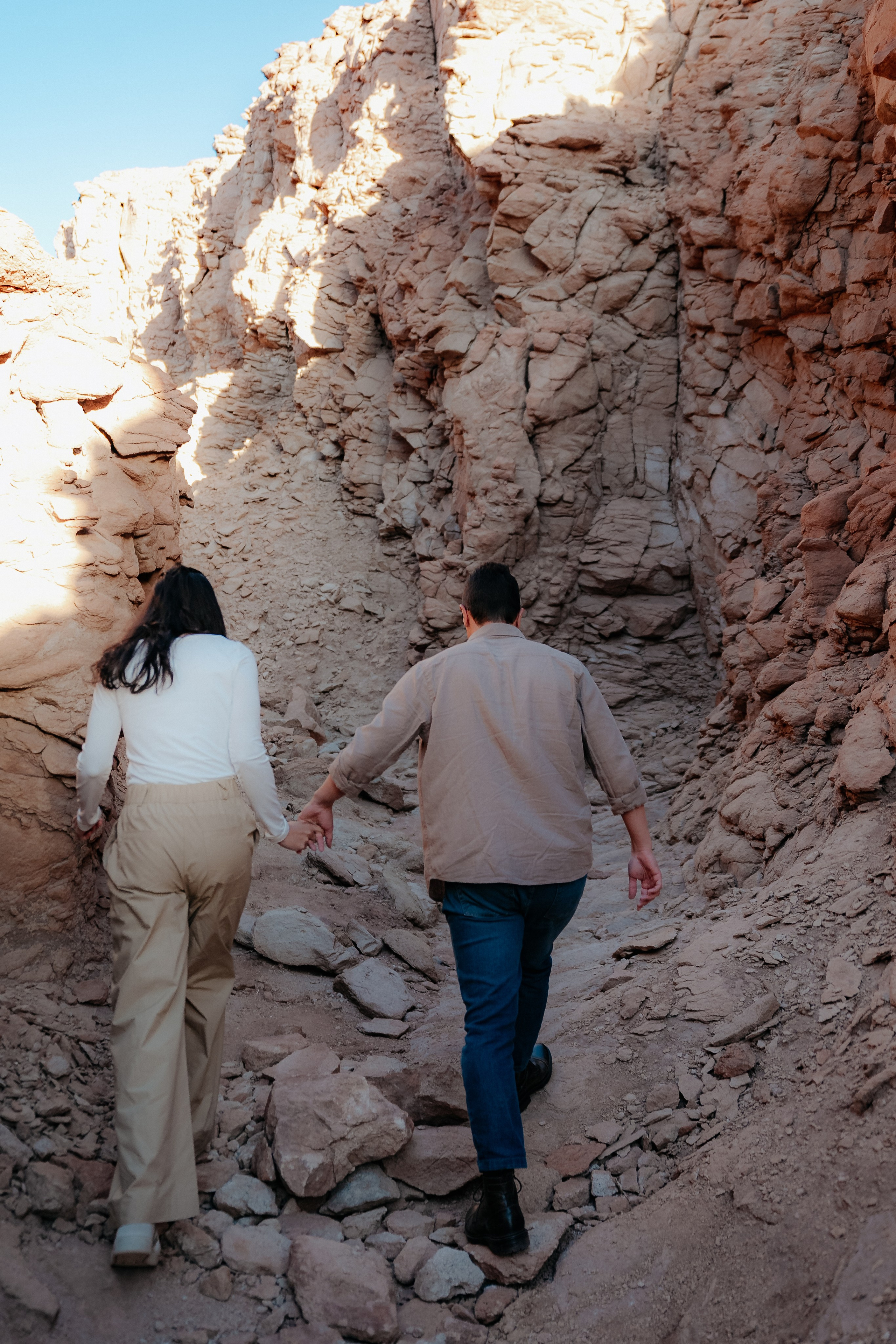 Sessão casual no Vale dos Cogumelos. Fotógrafo em San Pedro de Atacama