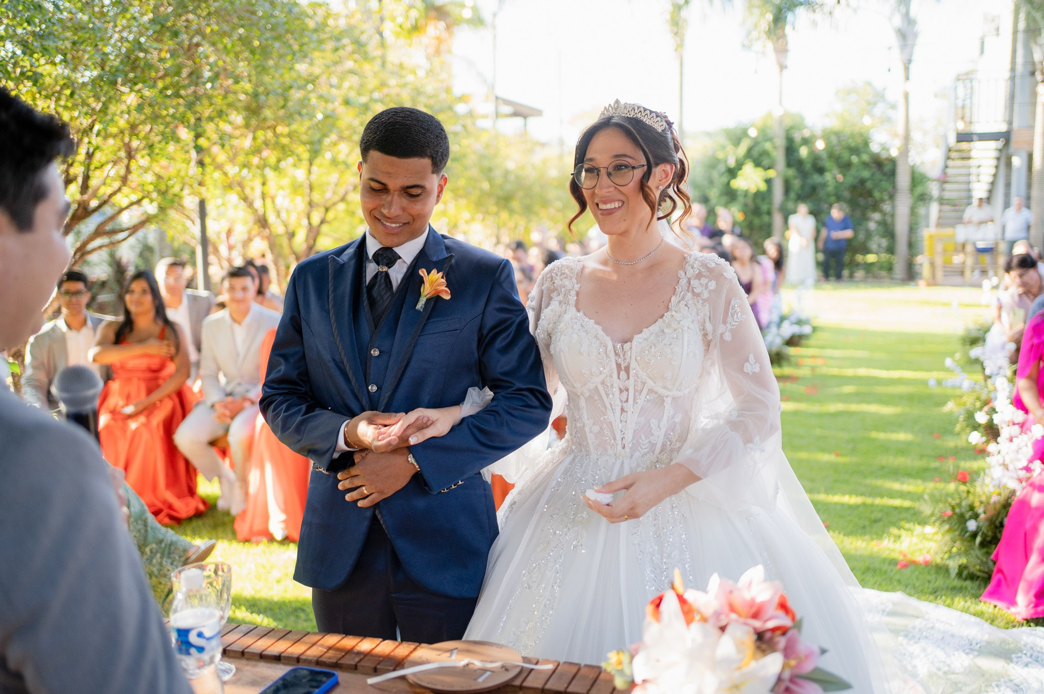 Larissa & Vinicius — Espaço Faveral / Aararaquara. Robson Colaço