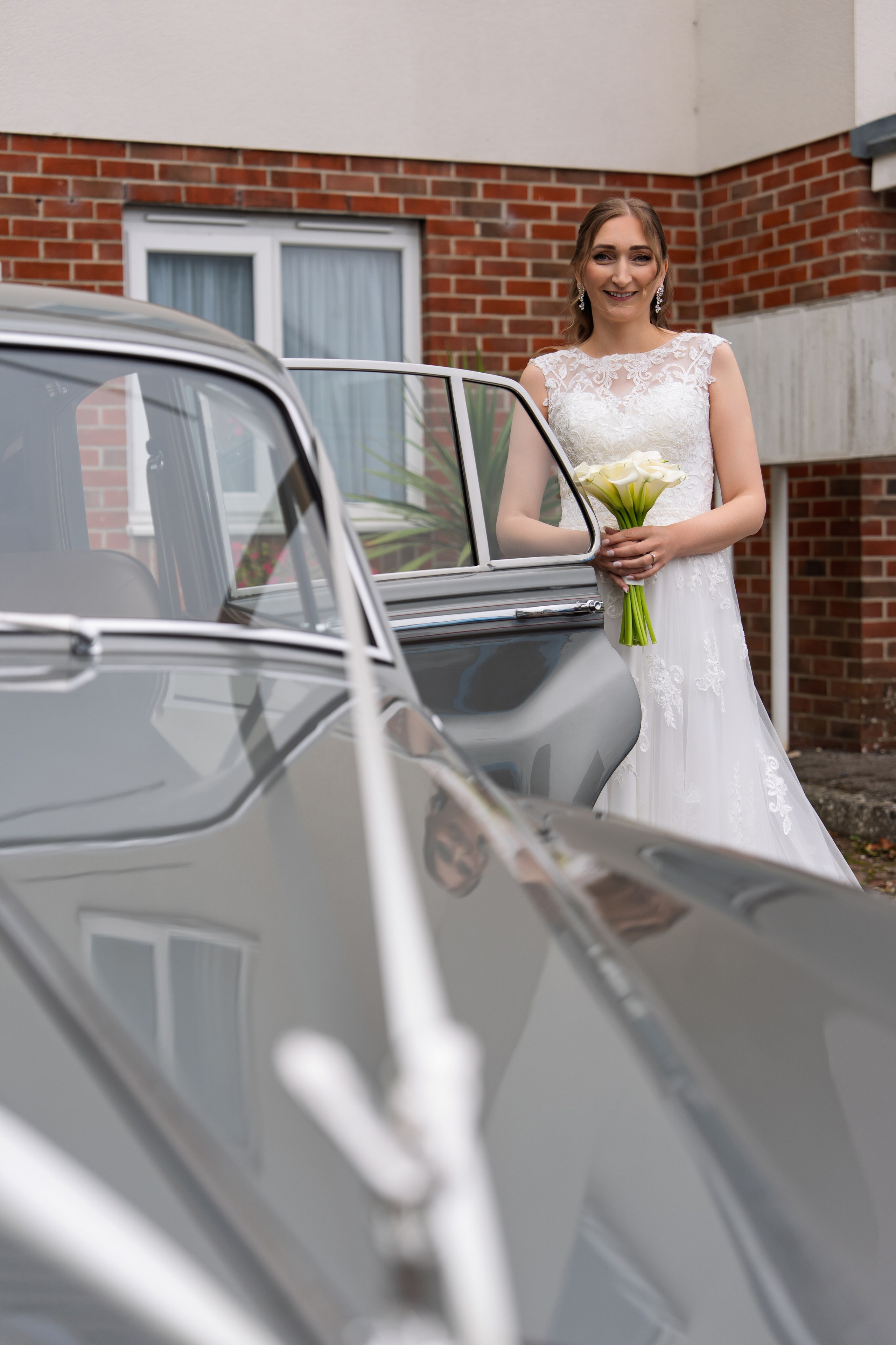 Book a wedding photographer and videographer in London. Wedding photographer in United Kingdom
