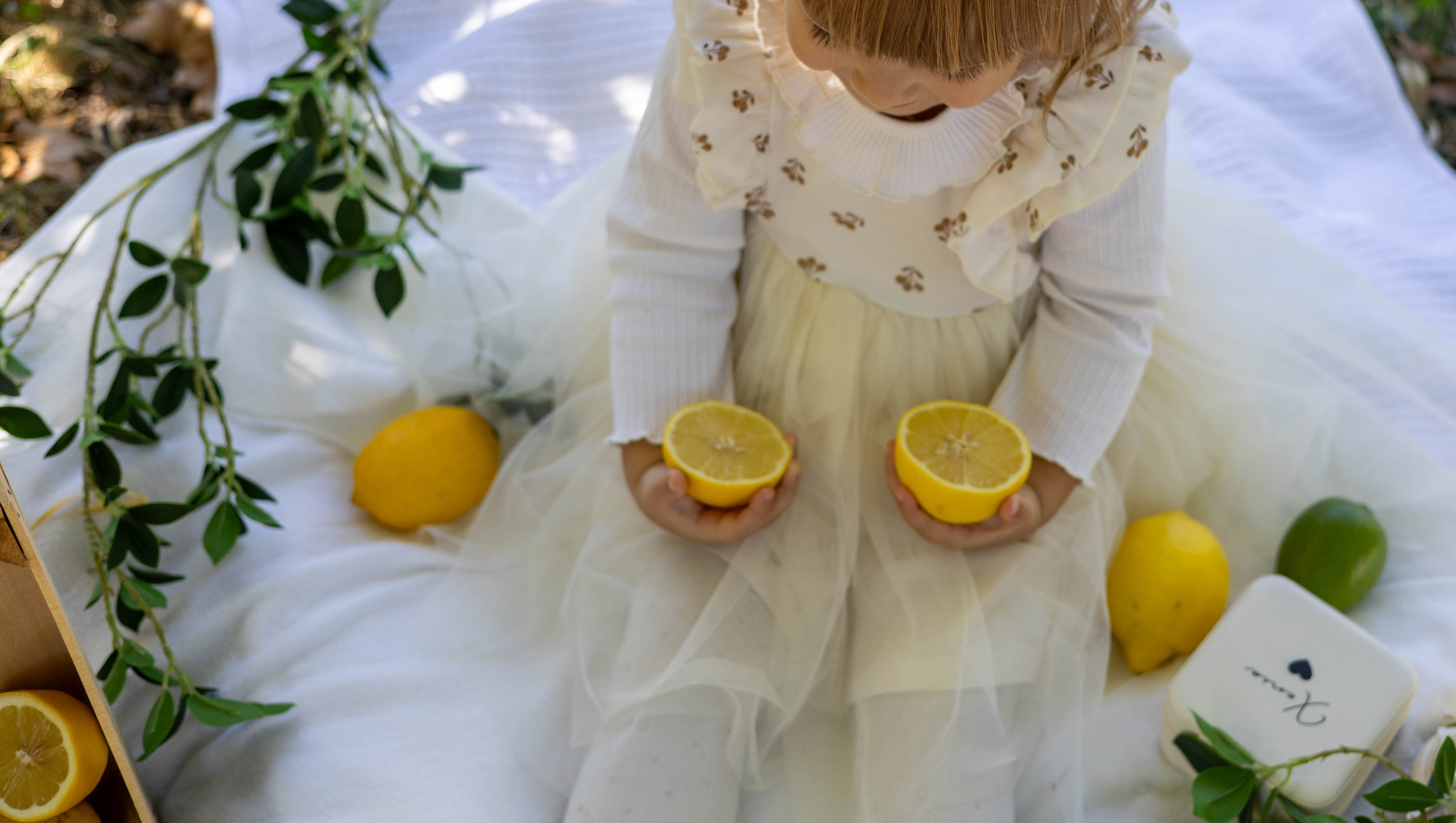 Портретная съемка с лимоном |Fotograf Chisinau | Vrabii Olga. Семейный фотограф Кишиневе, Молдова Врабий Ольга