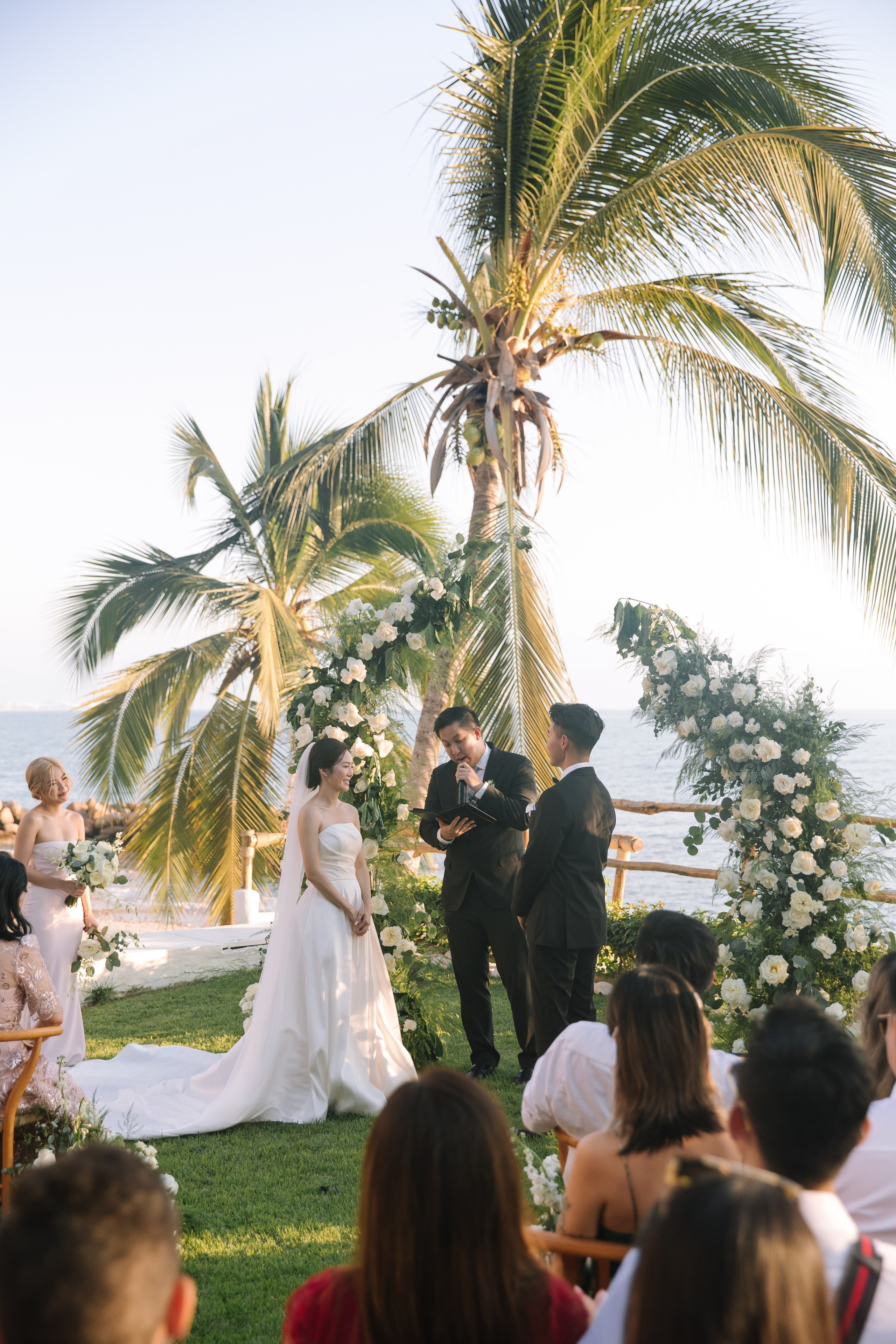 Martoca Beach Garden. Wedding photographer Mexico Sayulita Puerto Vallarta Punta Mita Cabo