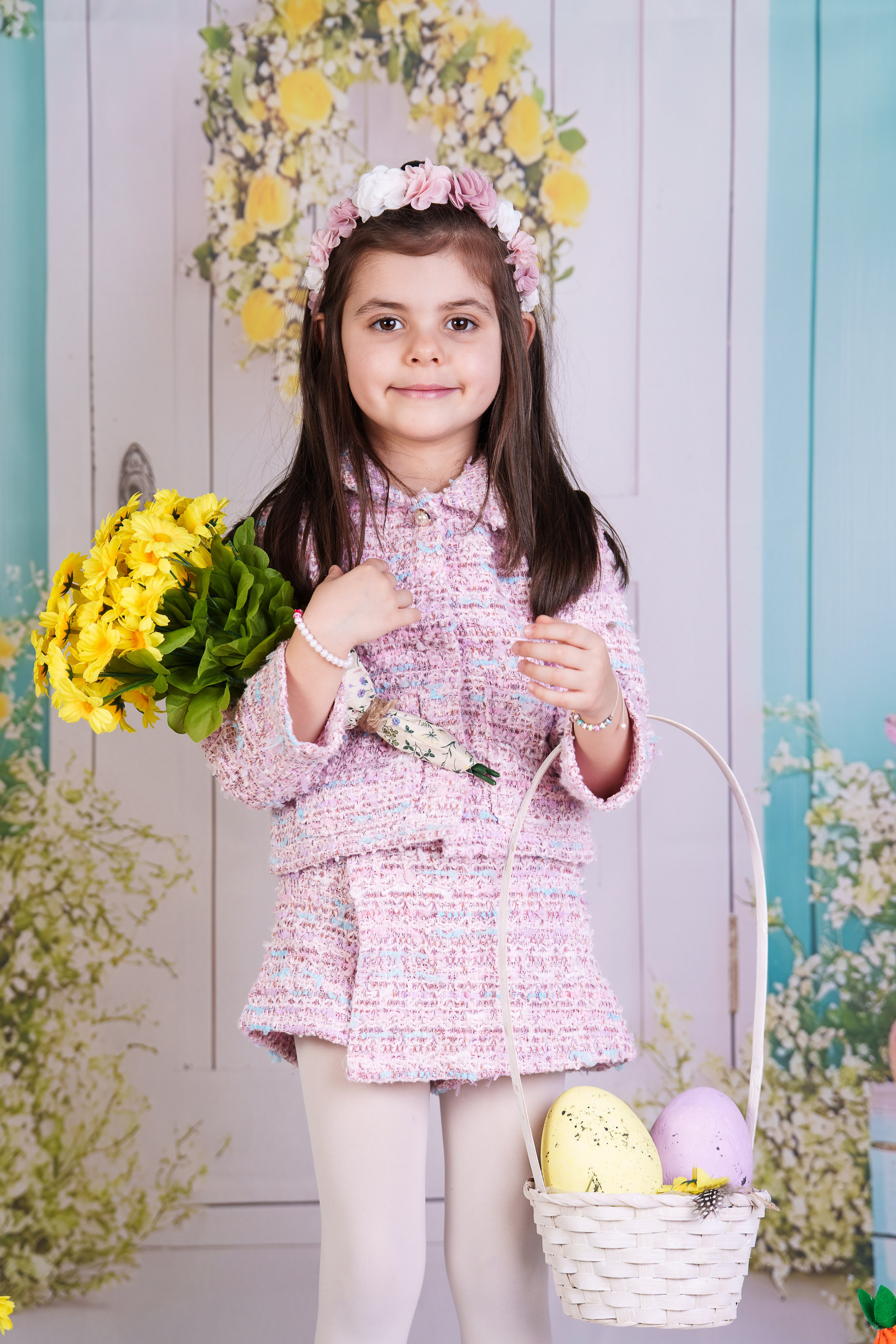 Sedinta foto Paste - Gradinita Miniterra. Liviu Andrei - Fotograf