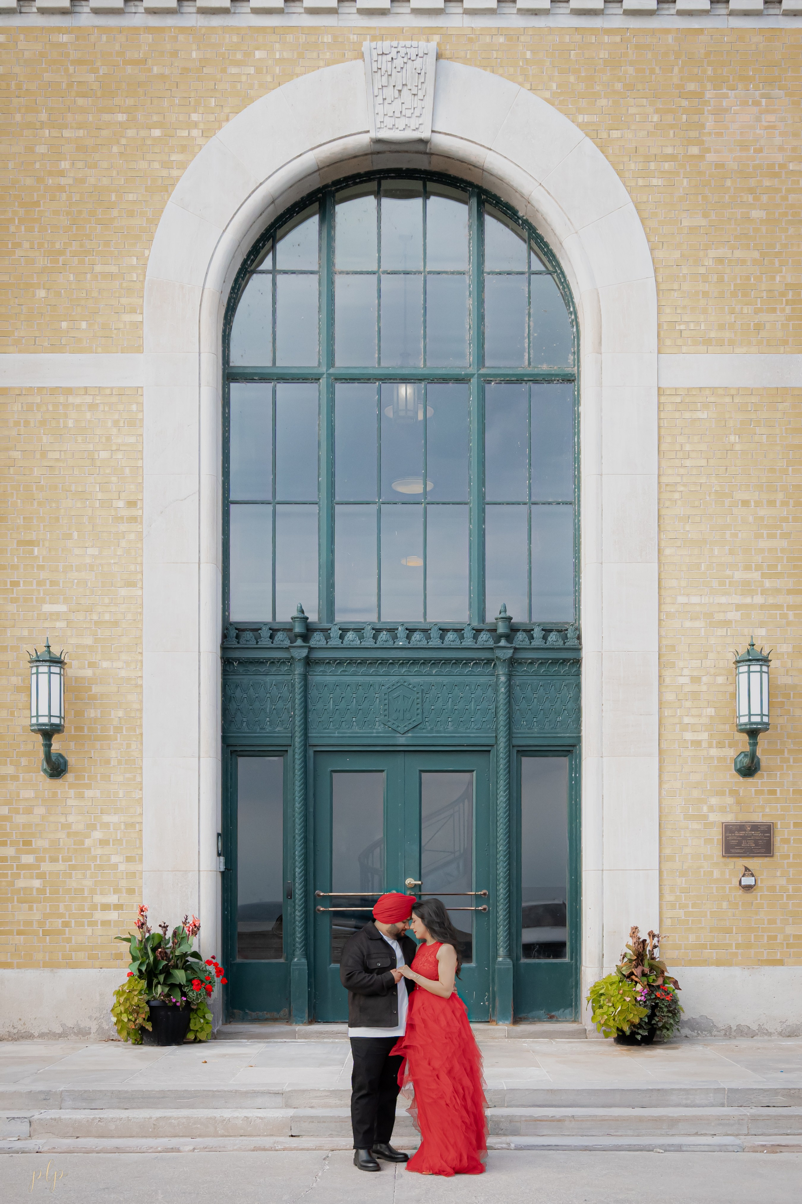 Jaskarandeep & Simi. Wedding Photographers and Filmmakers