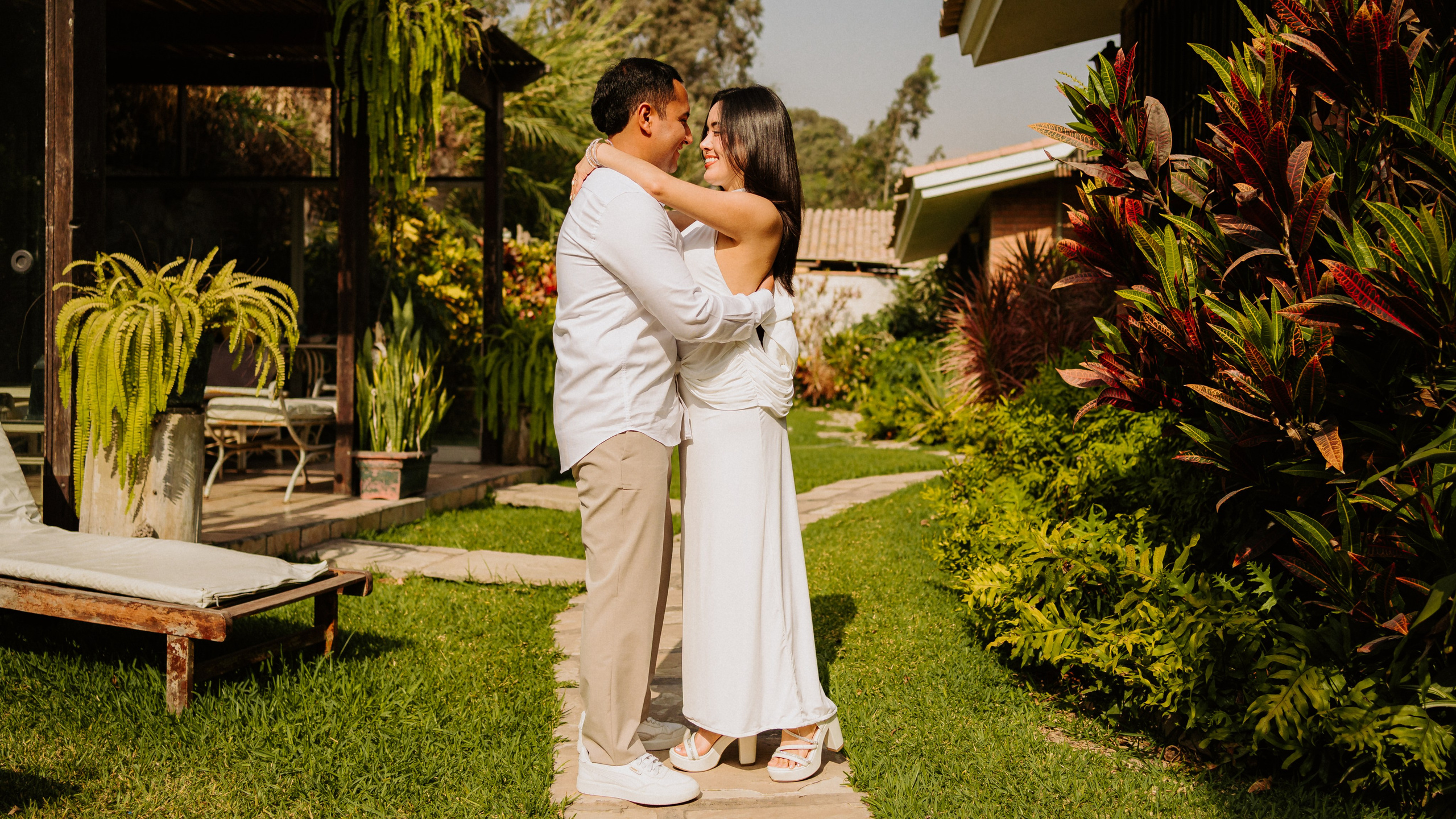 Alejandra y Brayan. Fotógrafo de Bodas en Lima | Ronhy Altamirano. Fotografía narrativa y cinematográfica para bodas, quinceañeras y eventos exclusivos