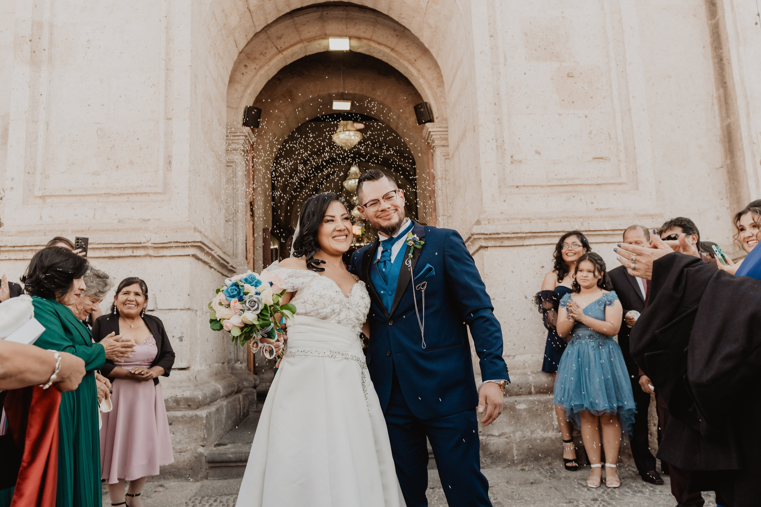 GABRIELA + JORGE | BODA CIVIL RELIGIOSA. Studio KVTA | Fotografía y Video de Bodas en Arequipa