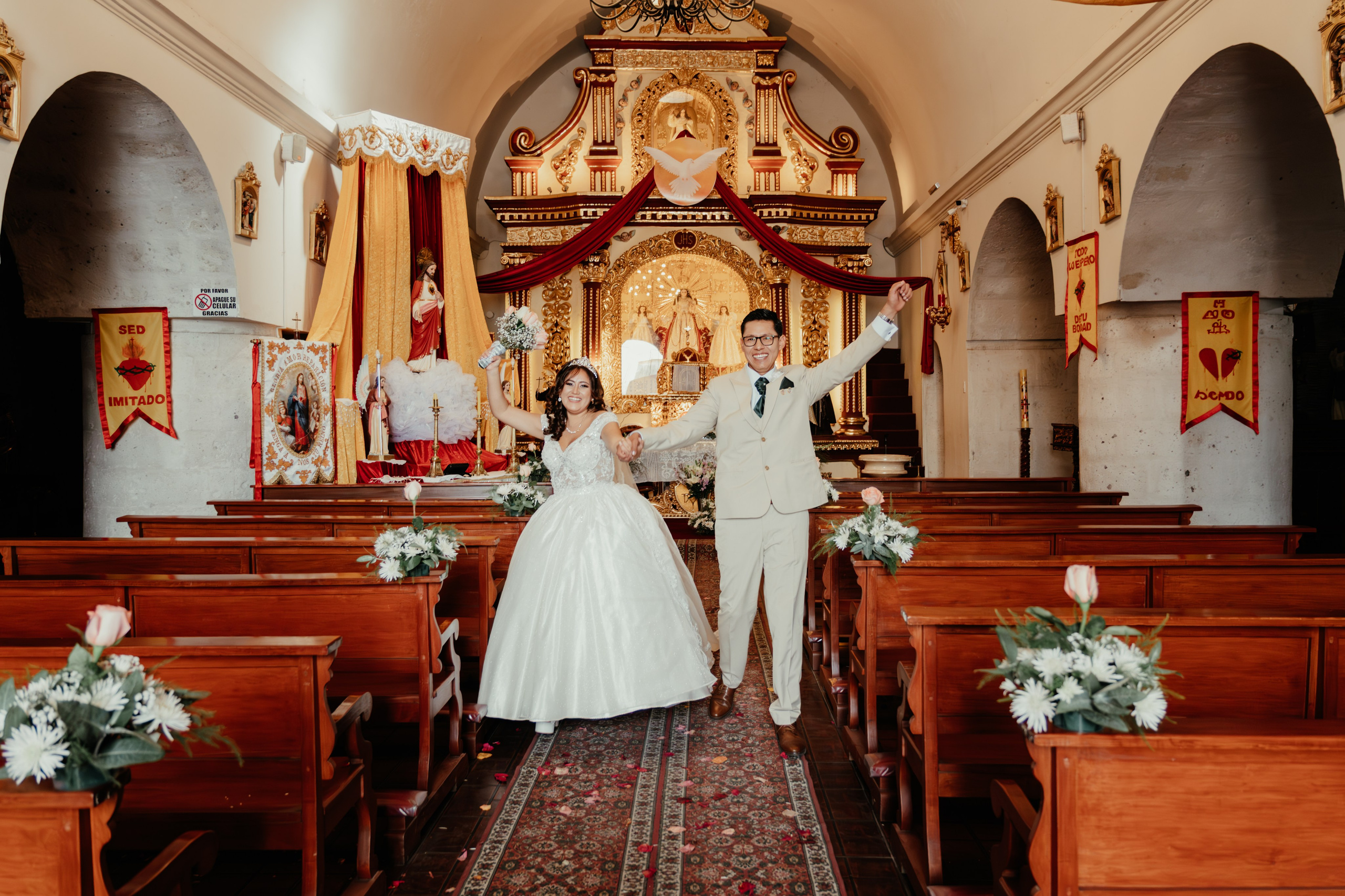 ANGIE + MANUEL BODA RELIGIOSA. Studio KVTA | Fotografía y Video de Bodas en Arequipa