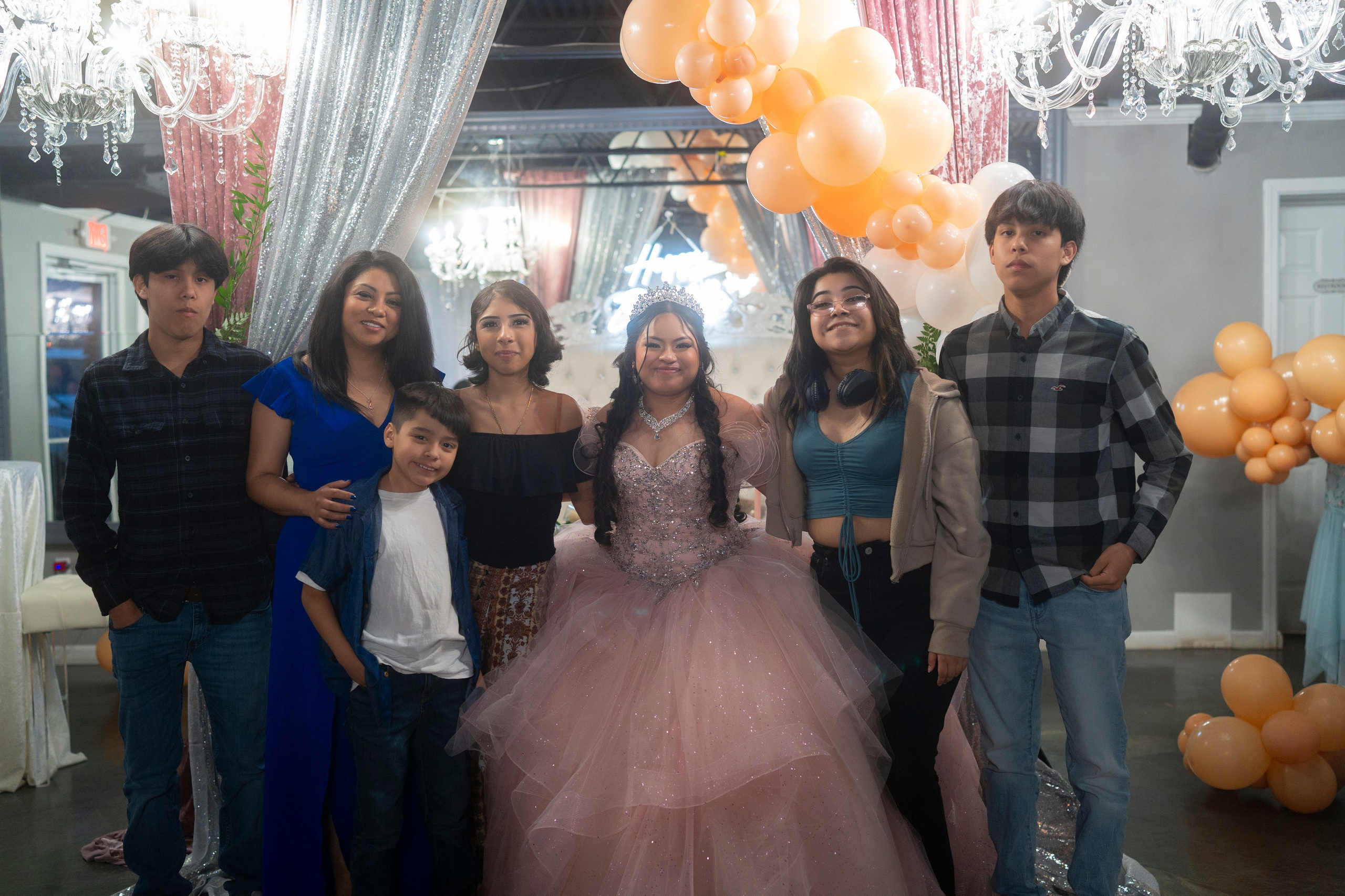 HONEY MIA HERNÁNDES QUINCEANERA. Ke’Ondris