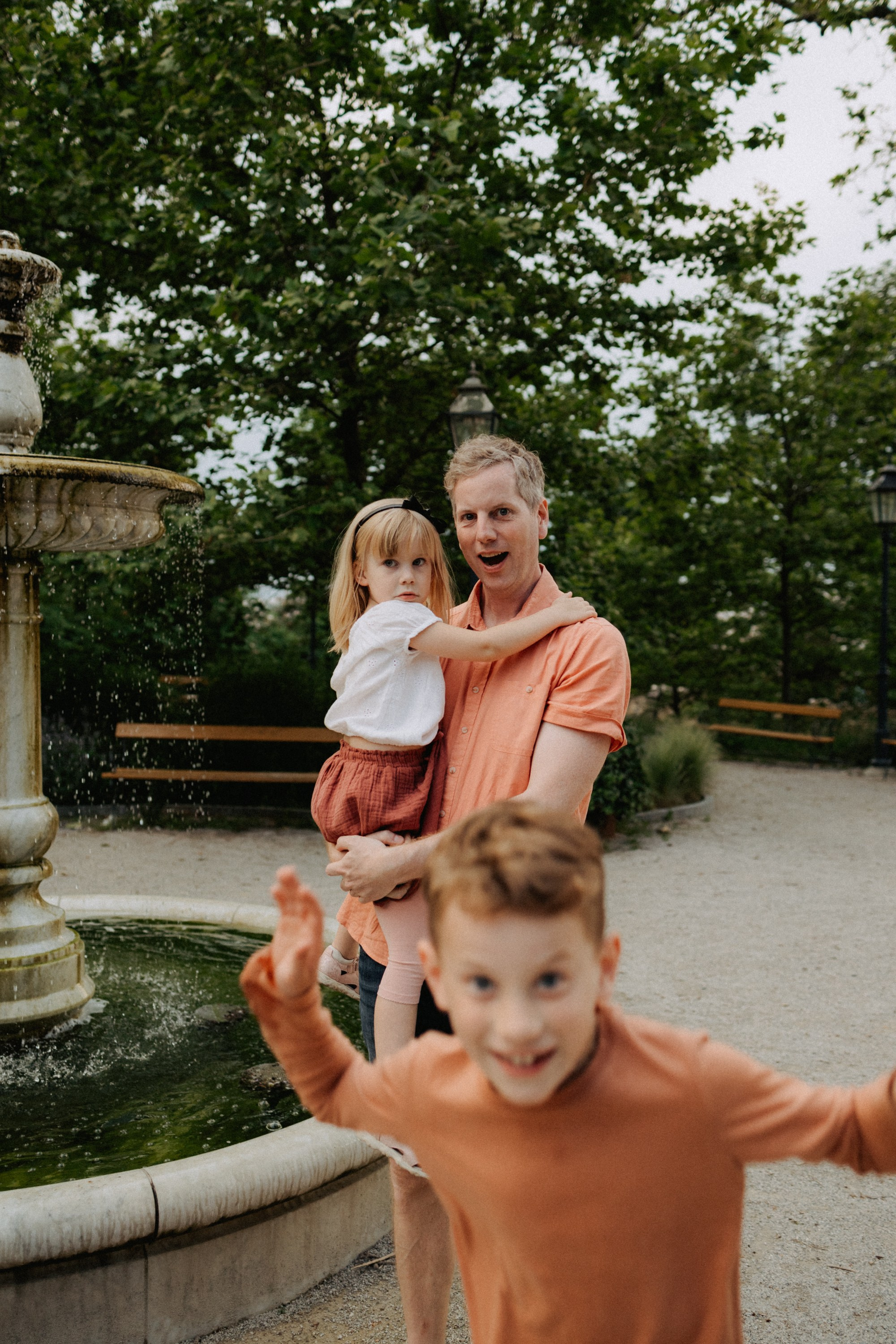 Family in the city. Elena Gorobets. Photographer in Zagreb
