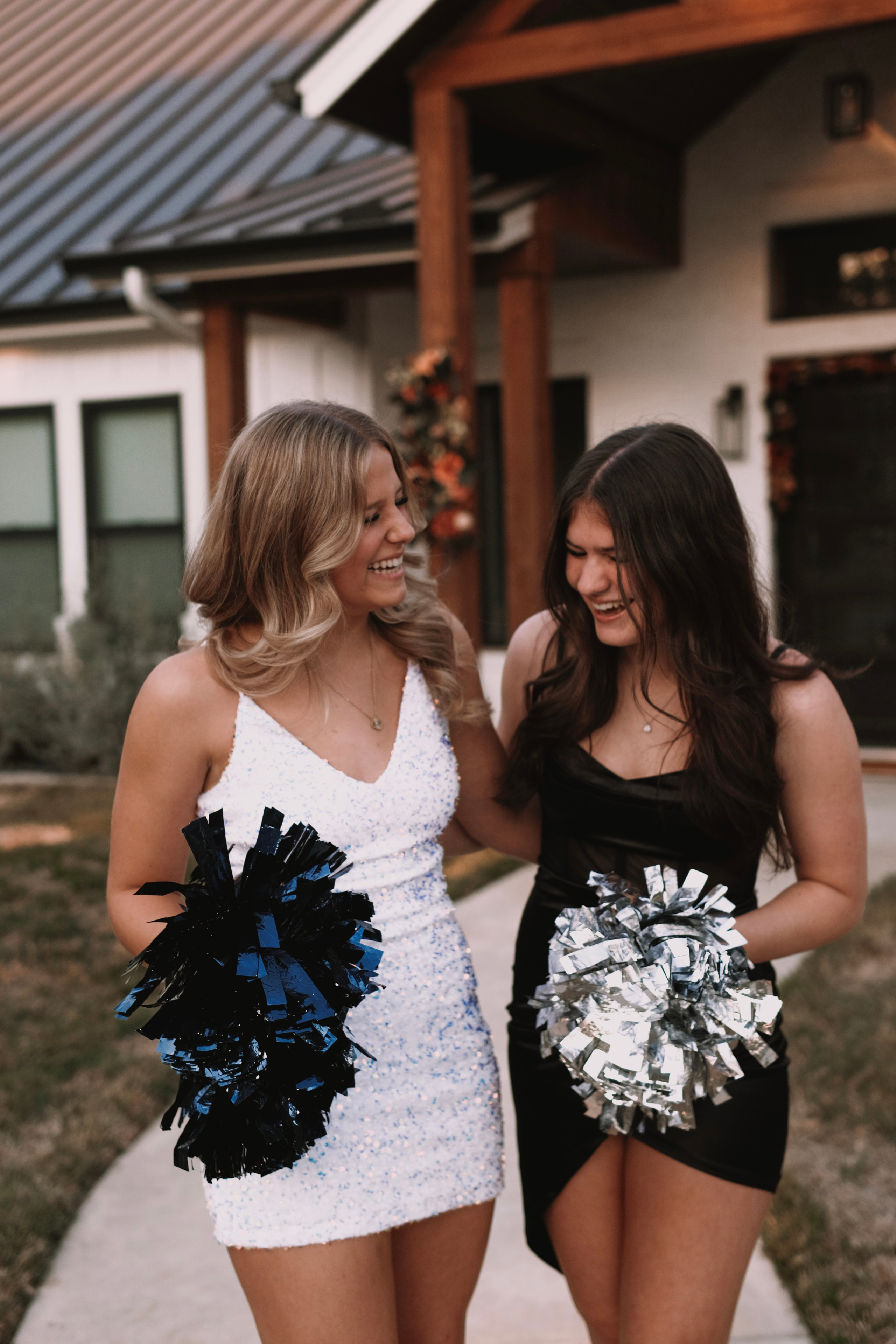 HOMECOMING. Lens Captures Life