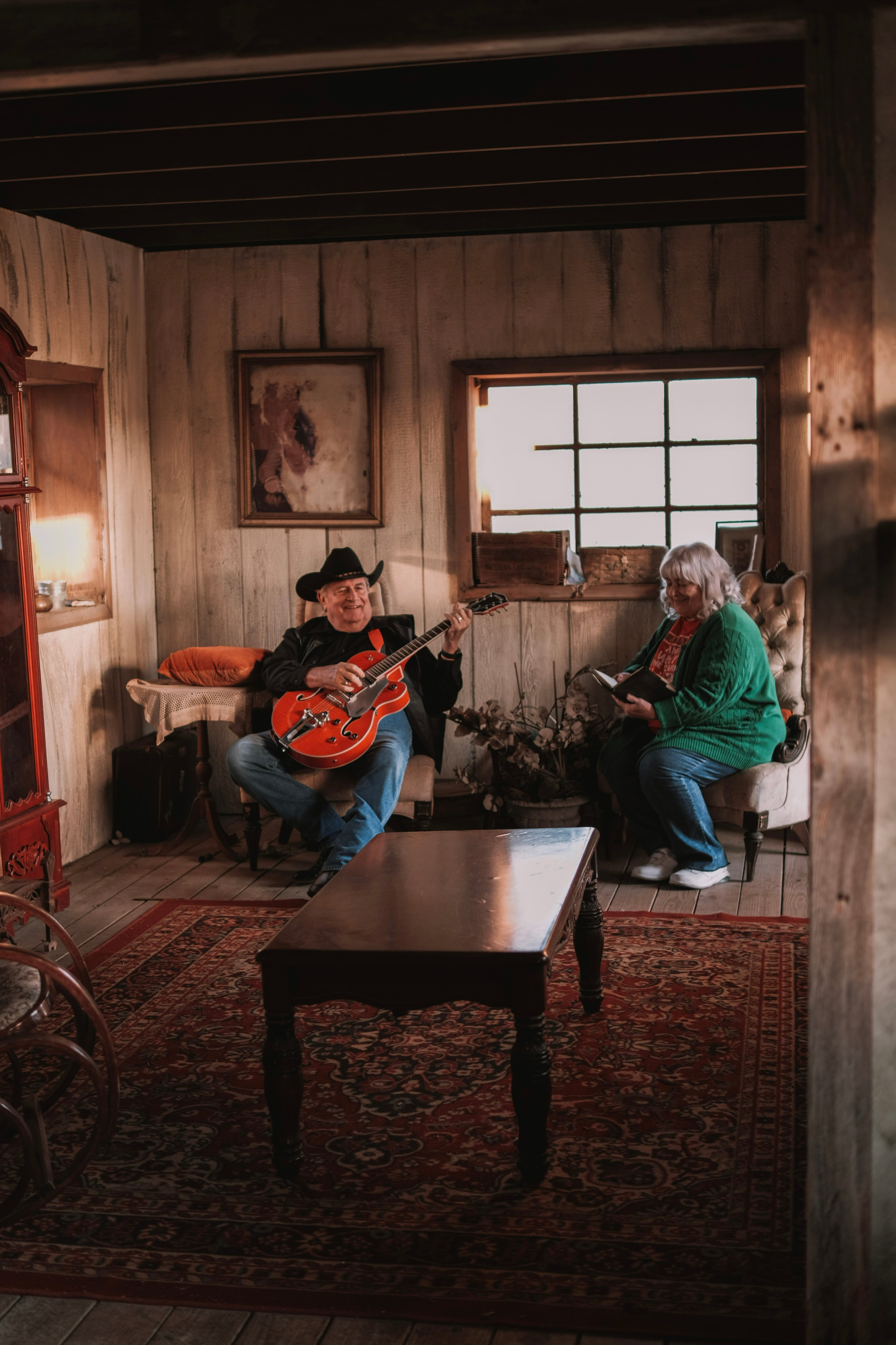 LOVE STORY IN GHOST TOWN. Lens Captures Life
