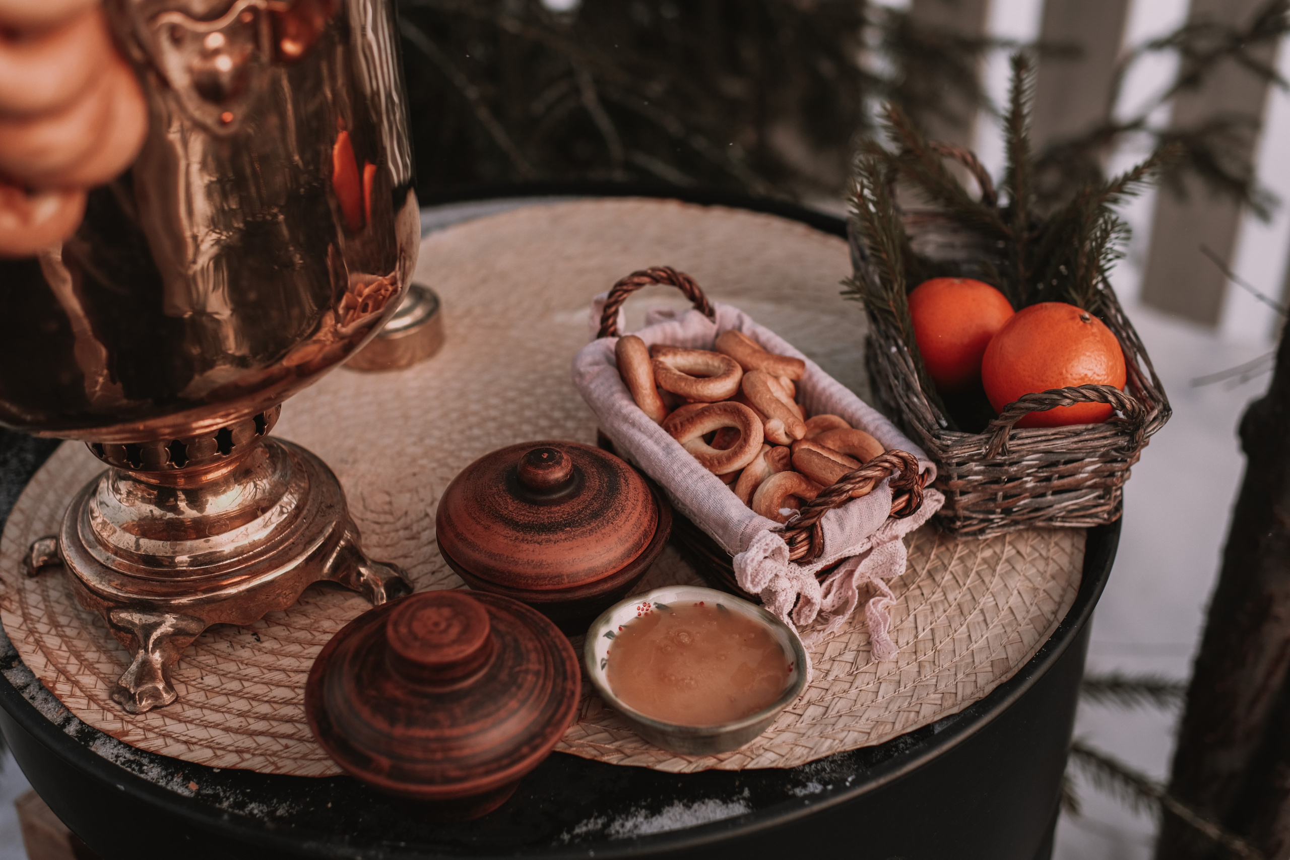 Food and Ceramics. Lens Captures Life