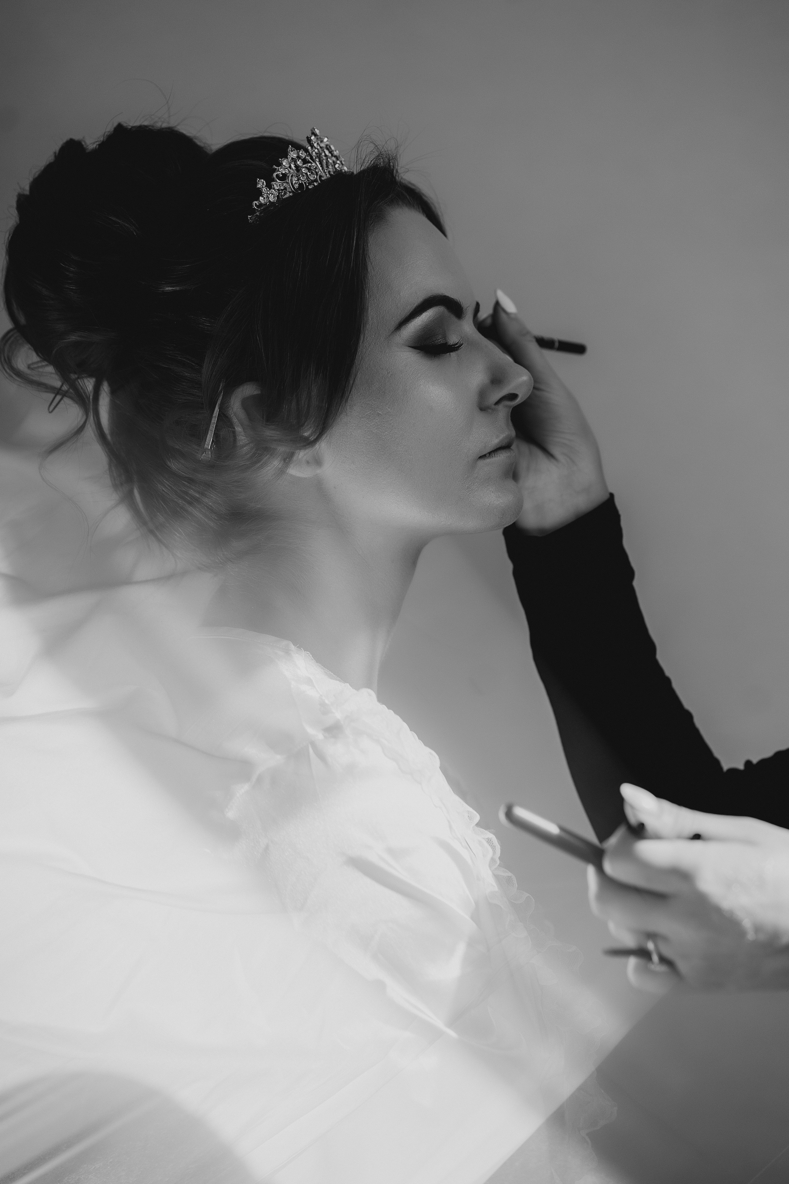 Megan & Oneias. Main