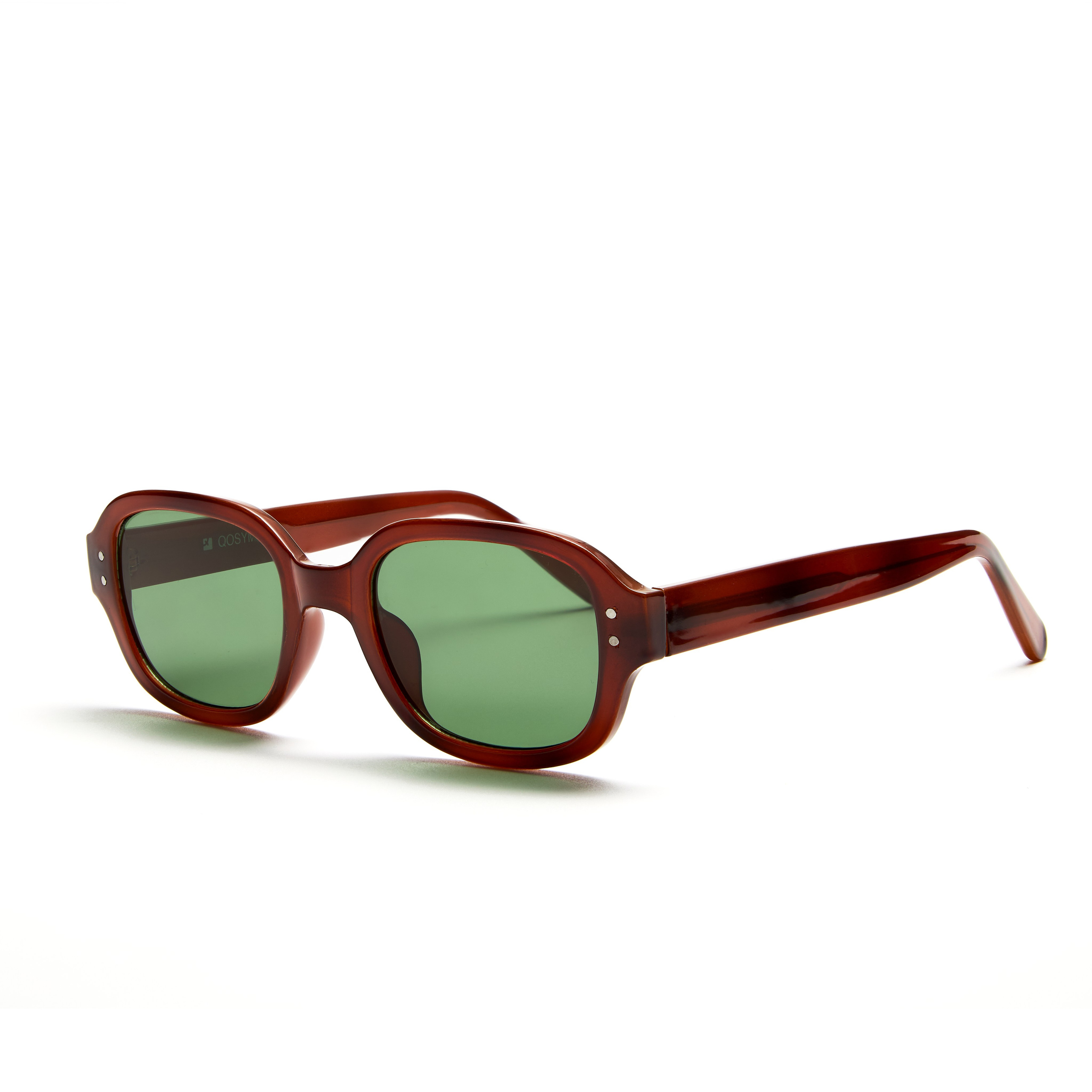 Очки. Предметная фотосъемка в Алматы. Студия фото и видео съемки товаров