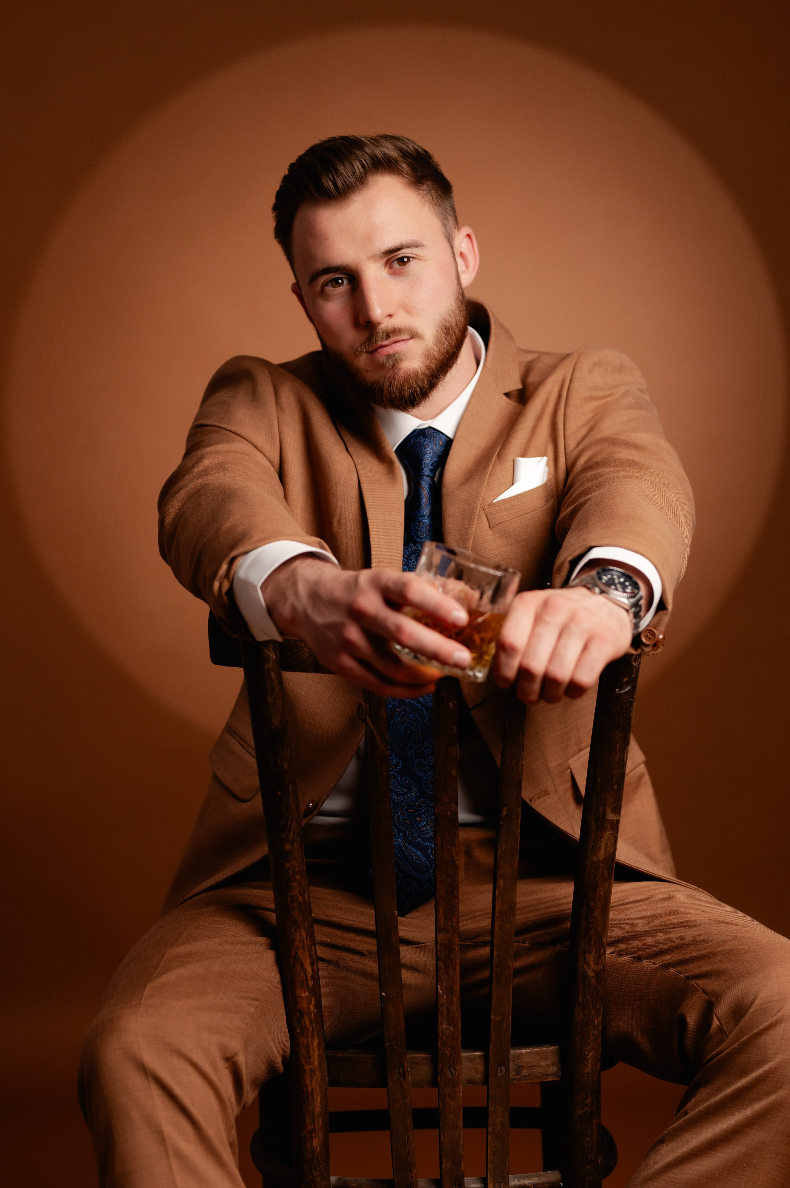 Mihai. Andrei Samuel – Fotograf București | Evenimente, Studio, Imobiliare, Produs