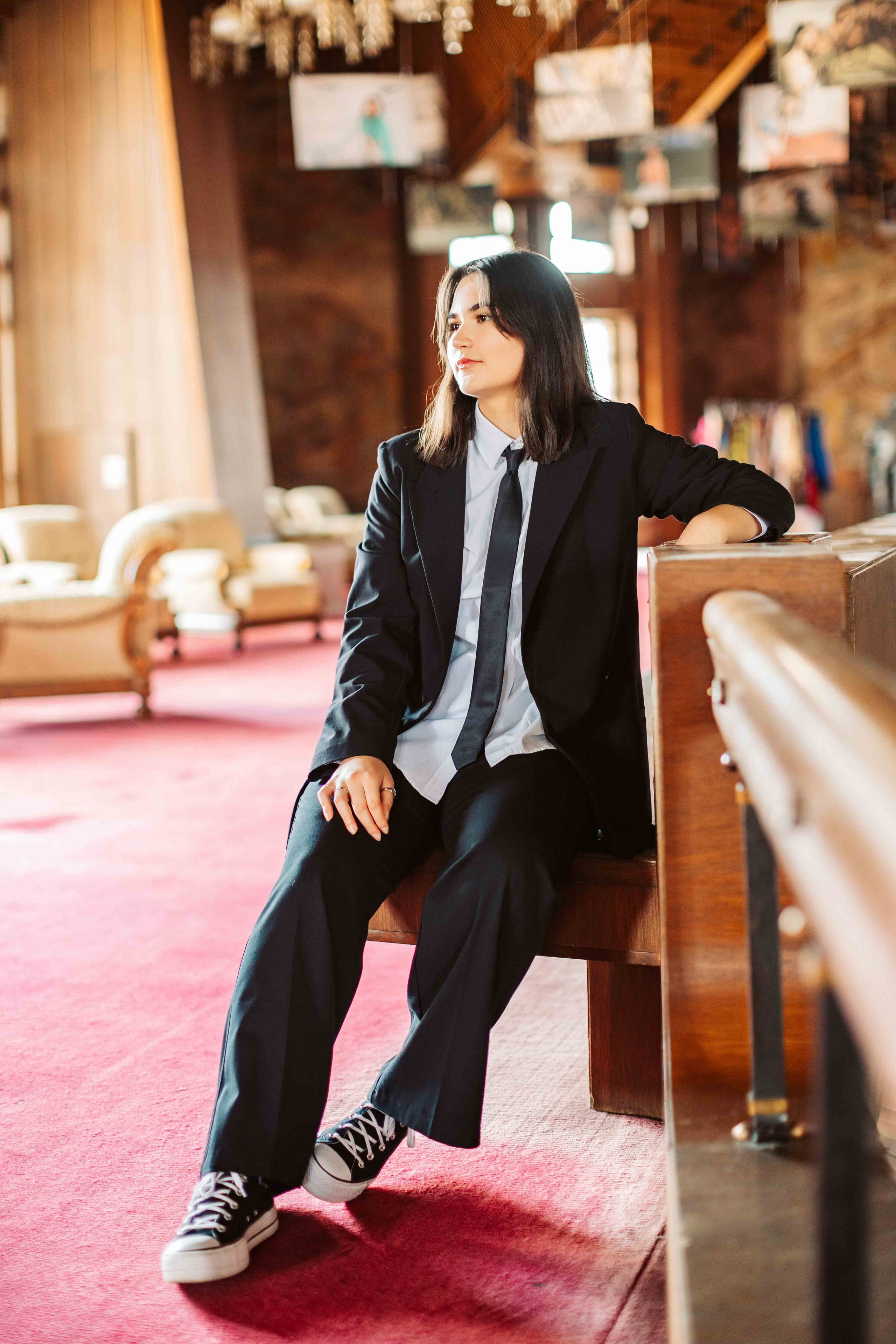 12C — Unirea. Contrast Studio