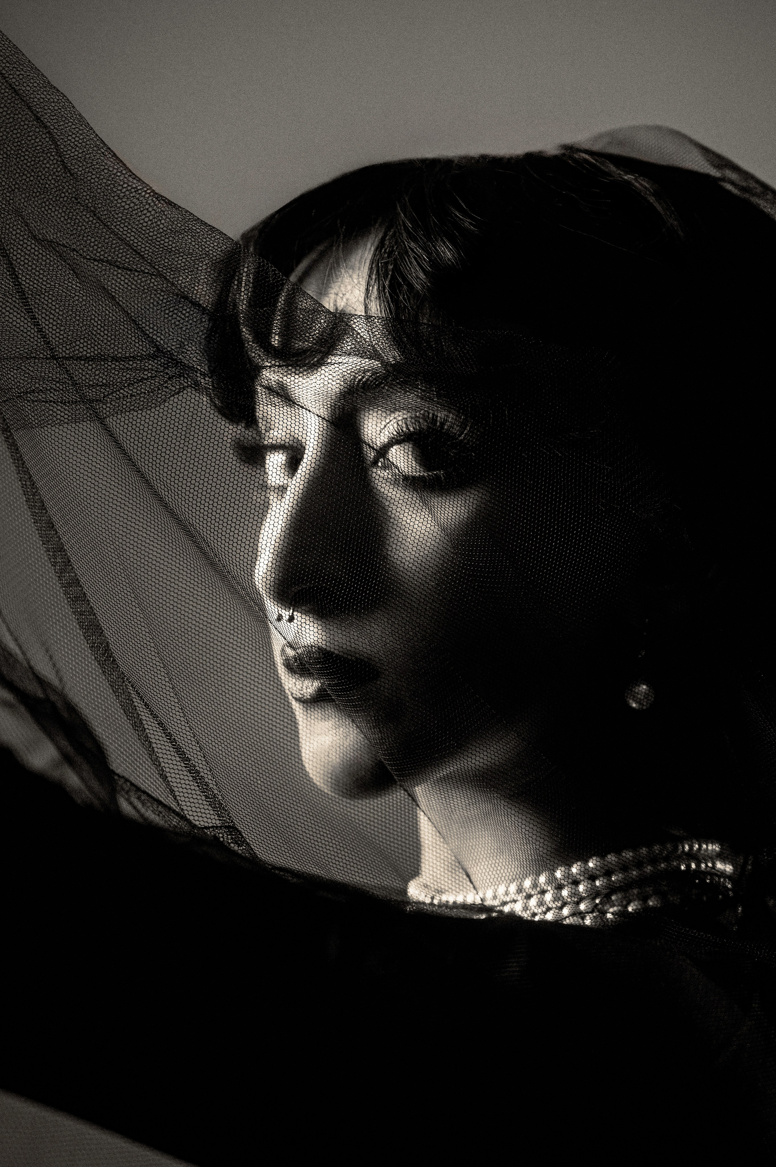 GIBSON GIRL (2024) — EDITORIAL. Versoluna