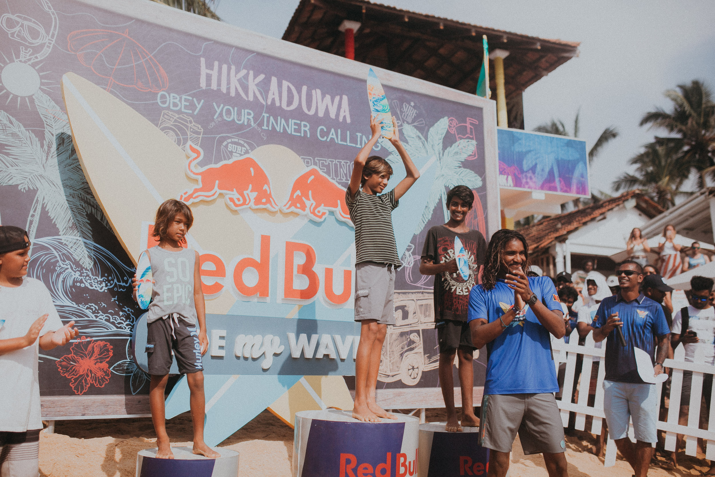 Red Bull Ride my wave. Alex&Polly | Wedding & Family Photographer Tbilisi