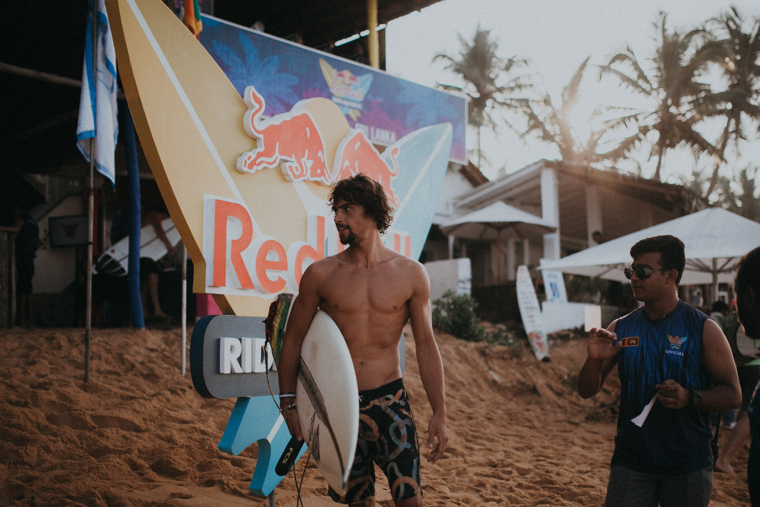 Red Bull Ride my wave. Alex&Polly | Wedding & Family Photographer Tbilisi