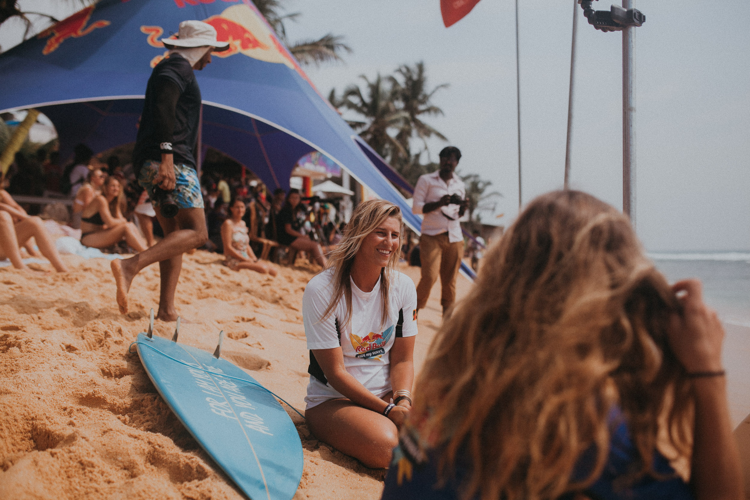Red Bull Ride my wave. Alex&Polly | Wedding & Family Photographer Tbilisi