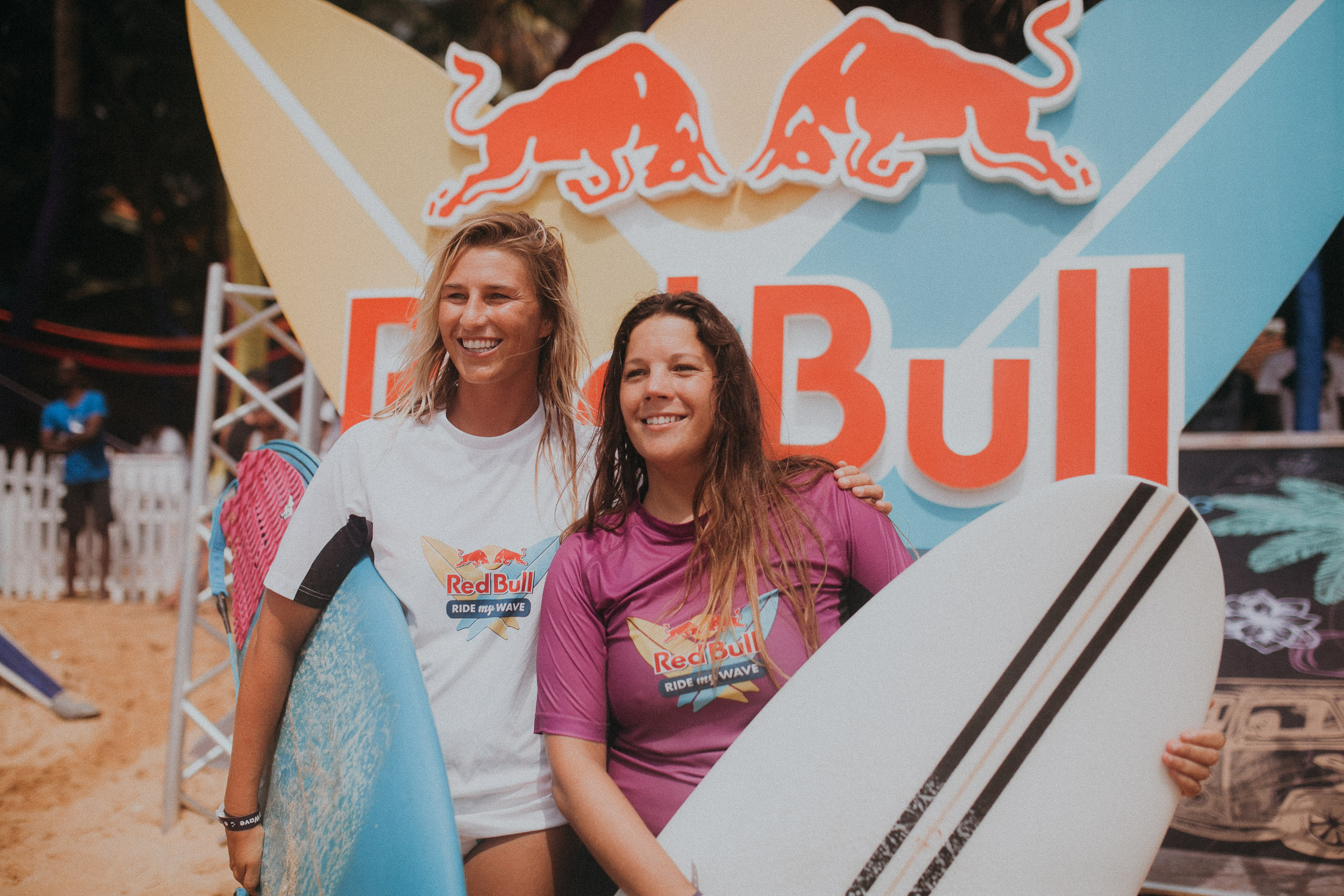 Red Bull Ride my wave. Alex&Polly | Wedding & Family Photographer Tbilisi