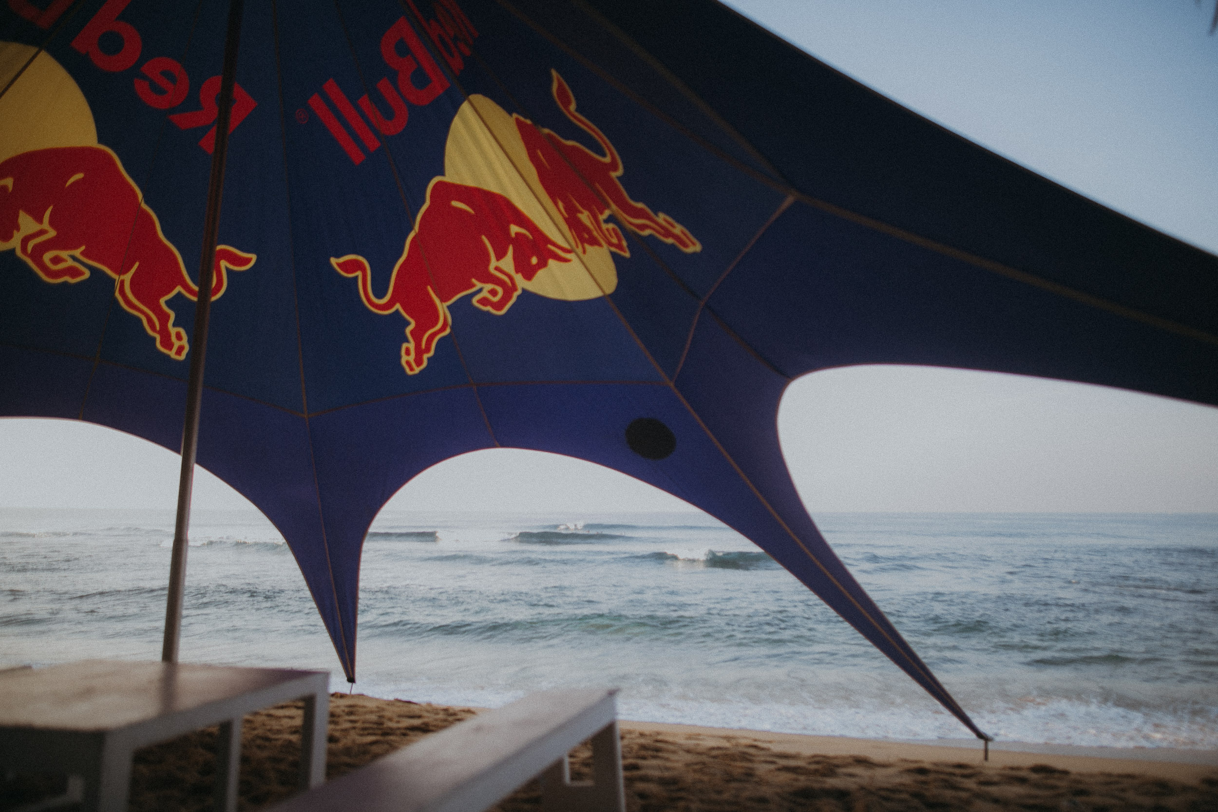 Red Bull Ride my wave. Alex&Polly | Wedding & Family Photographer Tbilisi