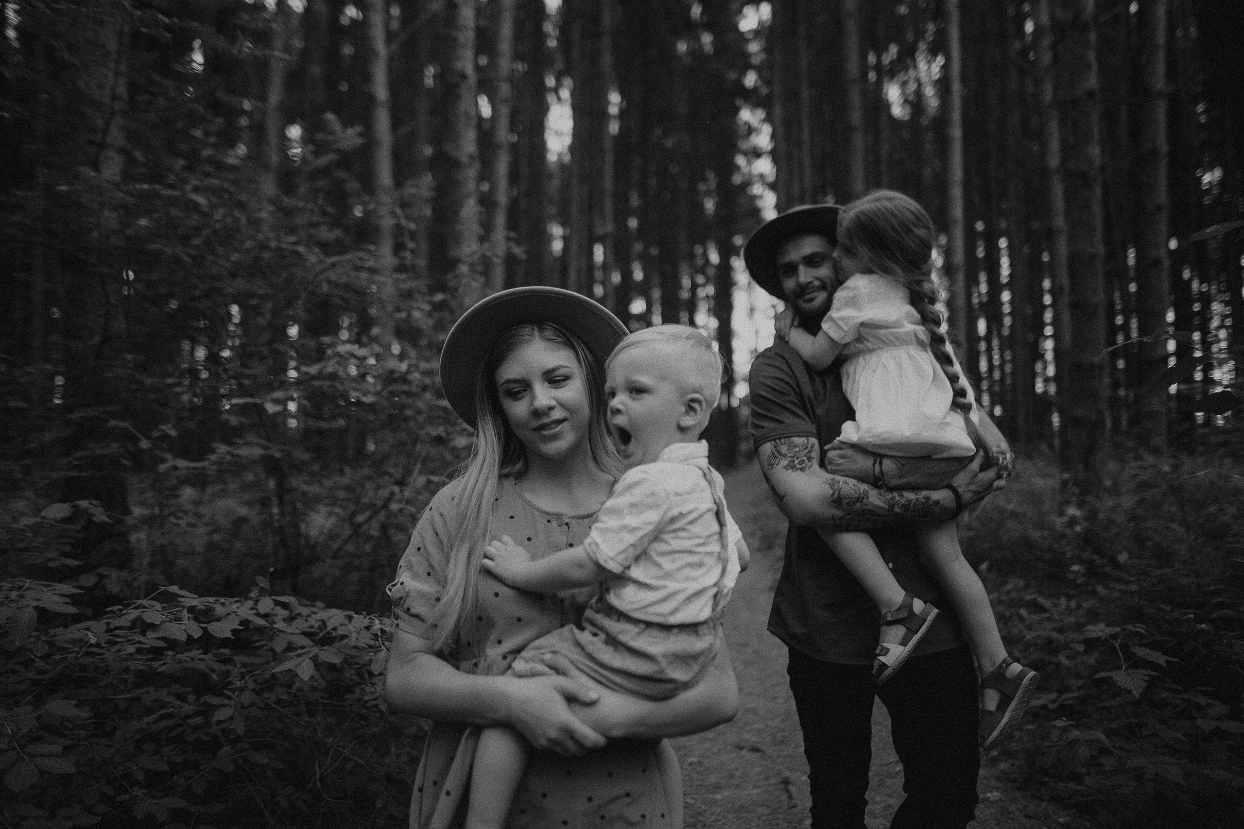Виктория, Кирилл, Эмилия и Даниэль. Свадебный и семейный фотограф | Тбилиси Грузия | Alex and Polly