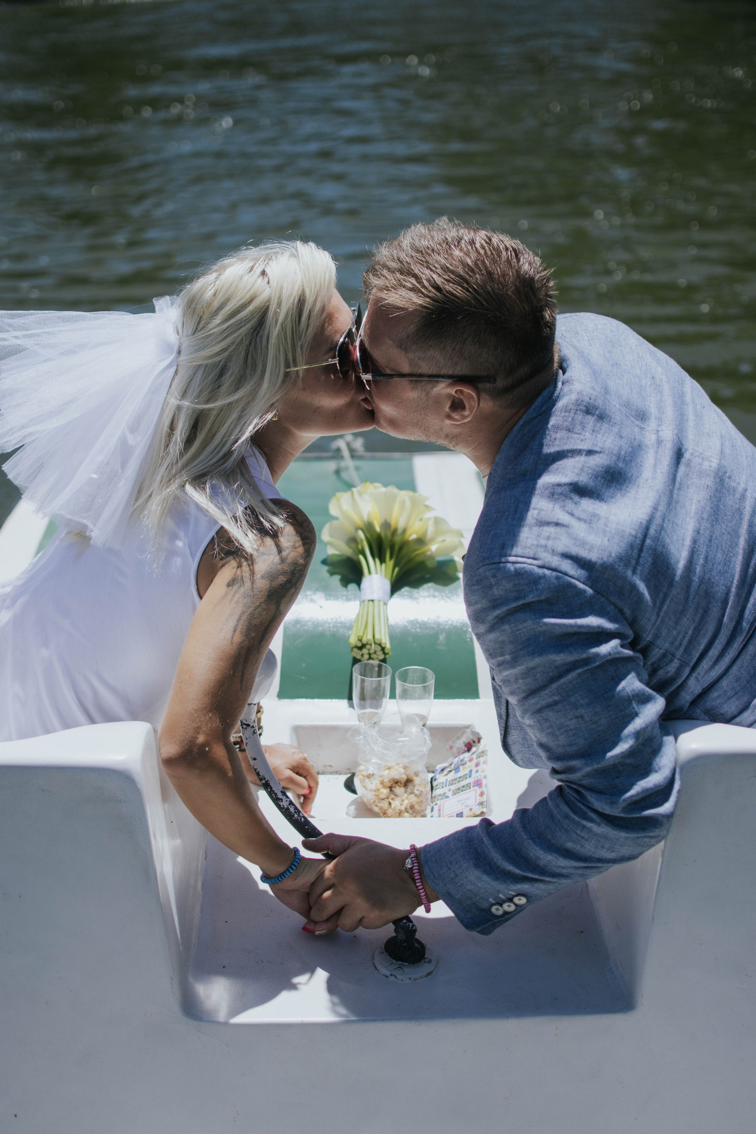 Wedding. Reportage shoots in Buenos Aires. Photographer @elmirkami in the city of Buenos Aires