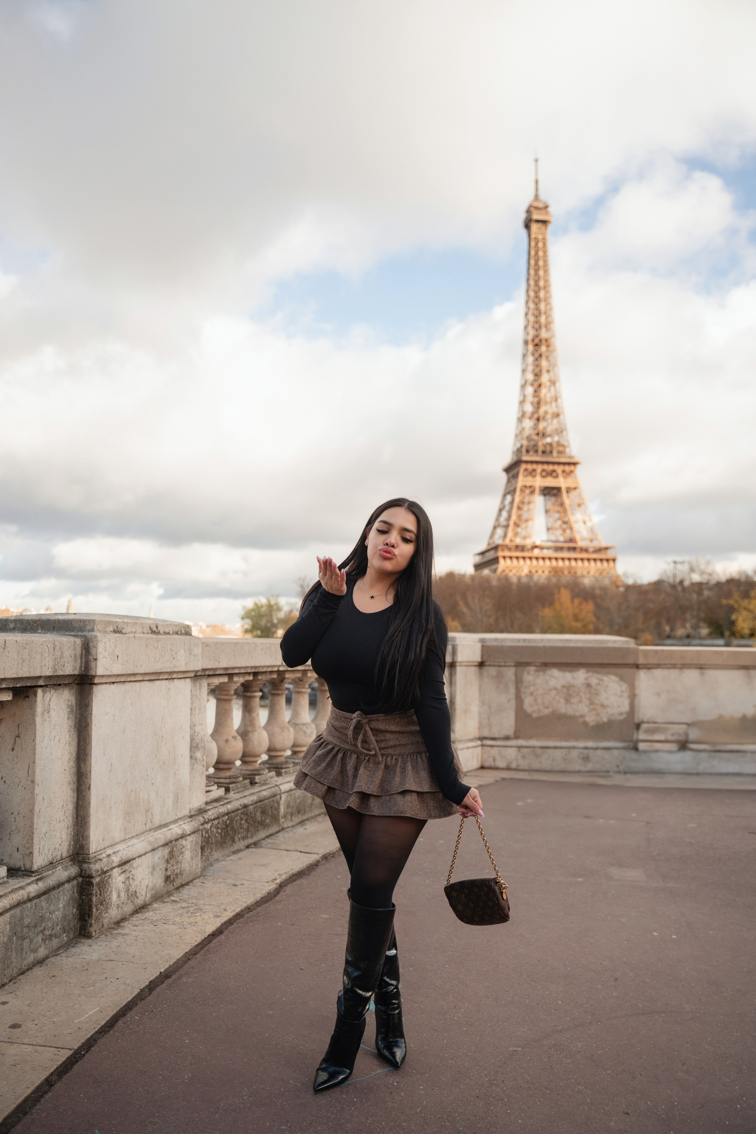 Team. Photographer in Paris Yulia Shkadina | Couples, engagement, pre-wedding, individual photo-shoots in Paris at the best locations