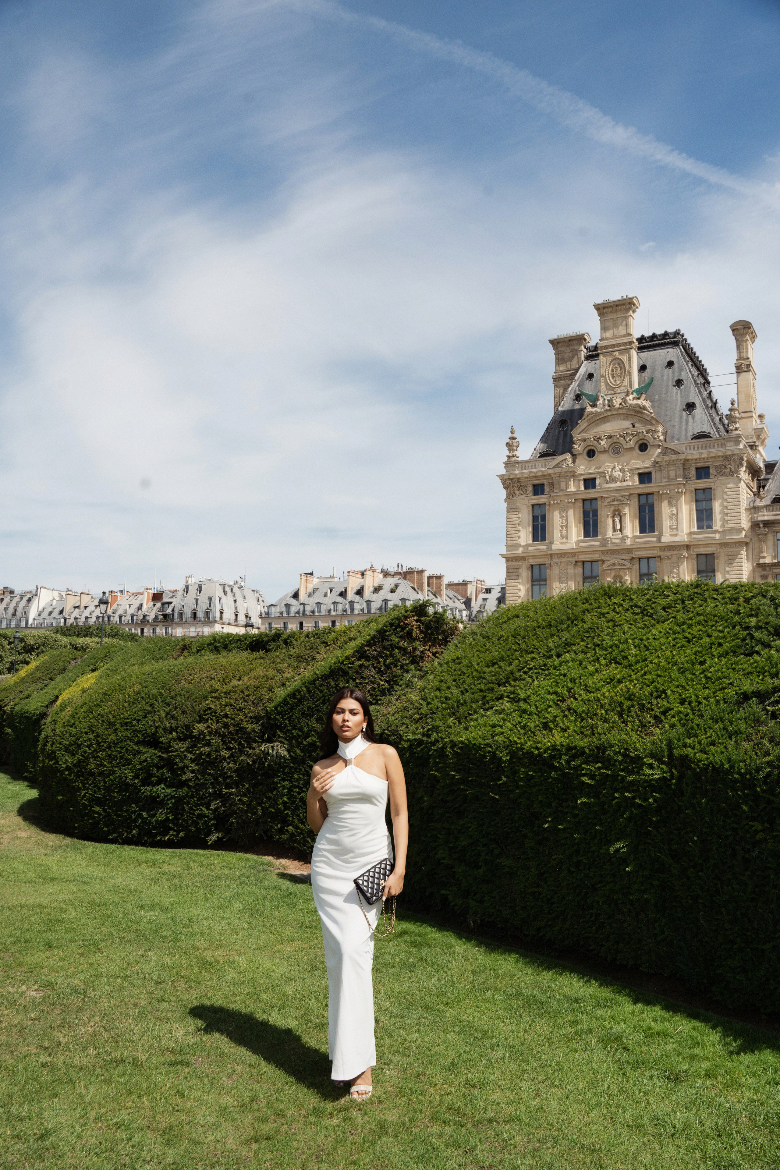 Satty (2,5 hours). Photographer in Paris|Solo and groups, portraits & content, couples photo-shoot in Paris at the best locations