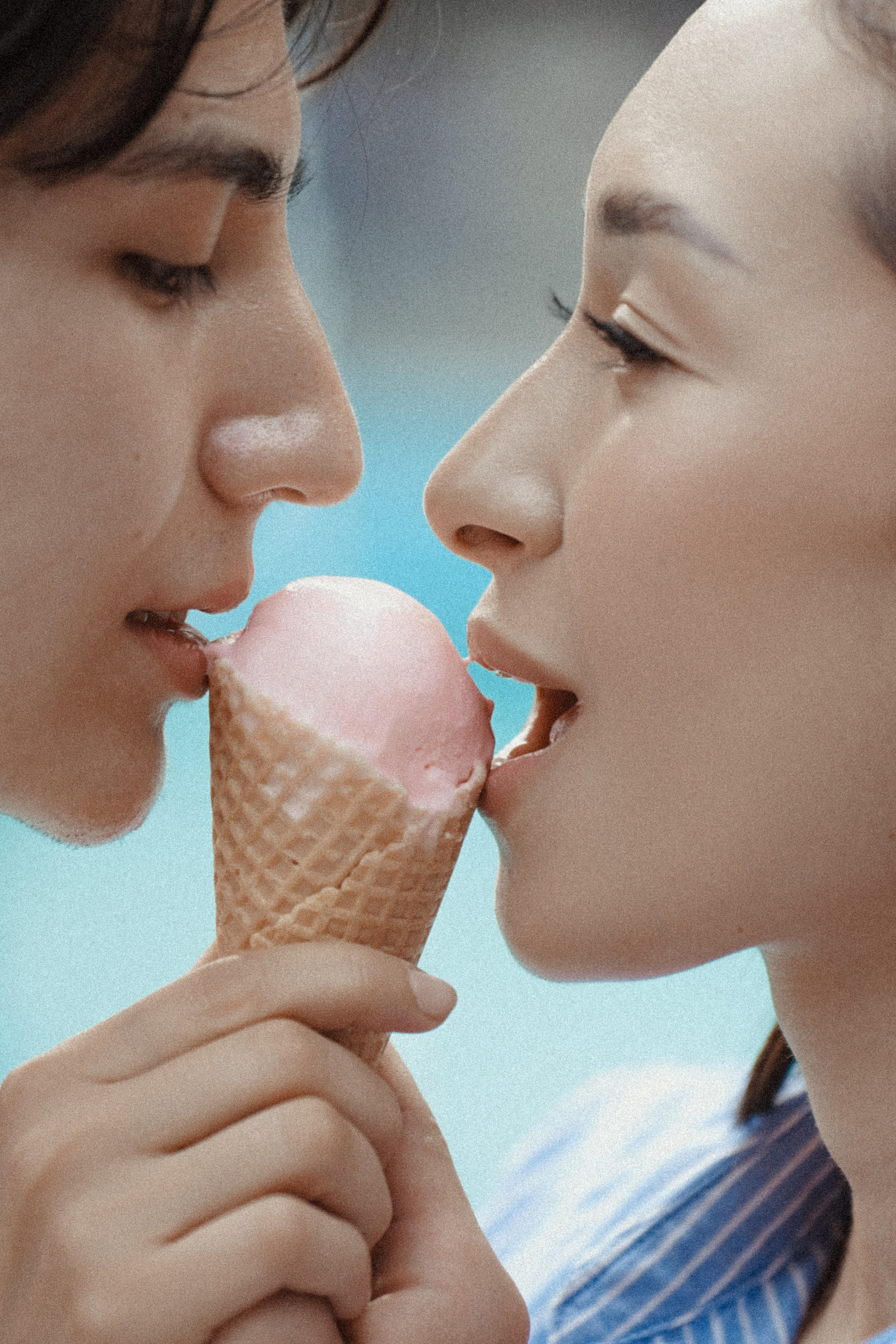 Онур & Нурай